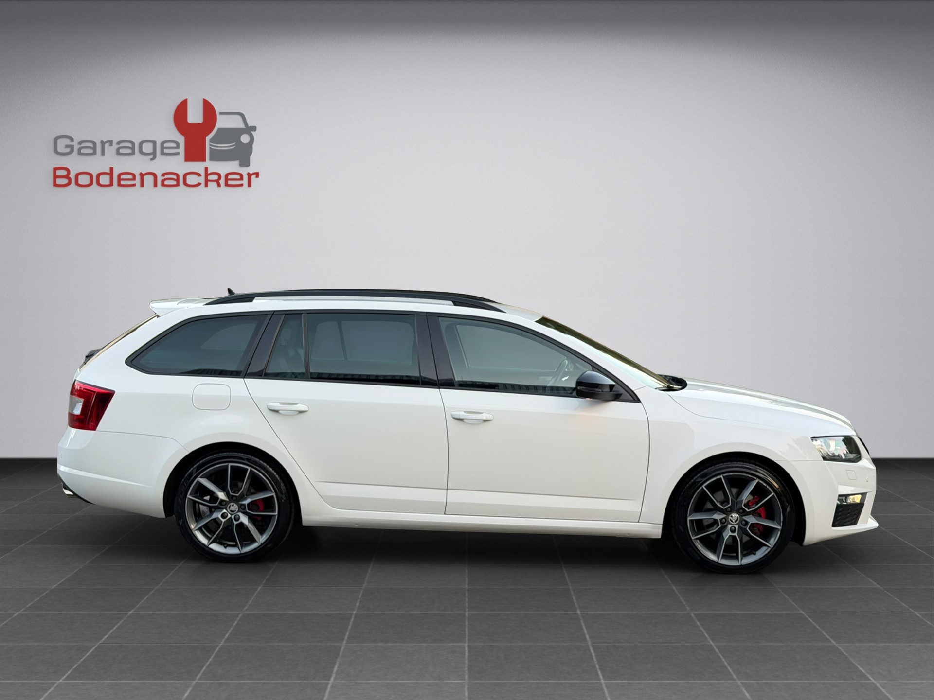 SKODA Octavia Combi 2.0 TDI RS 4x4 DSG-image-5