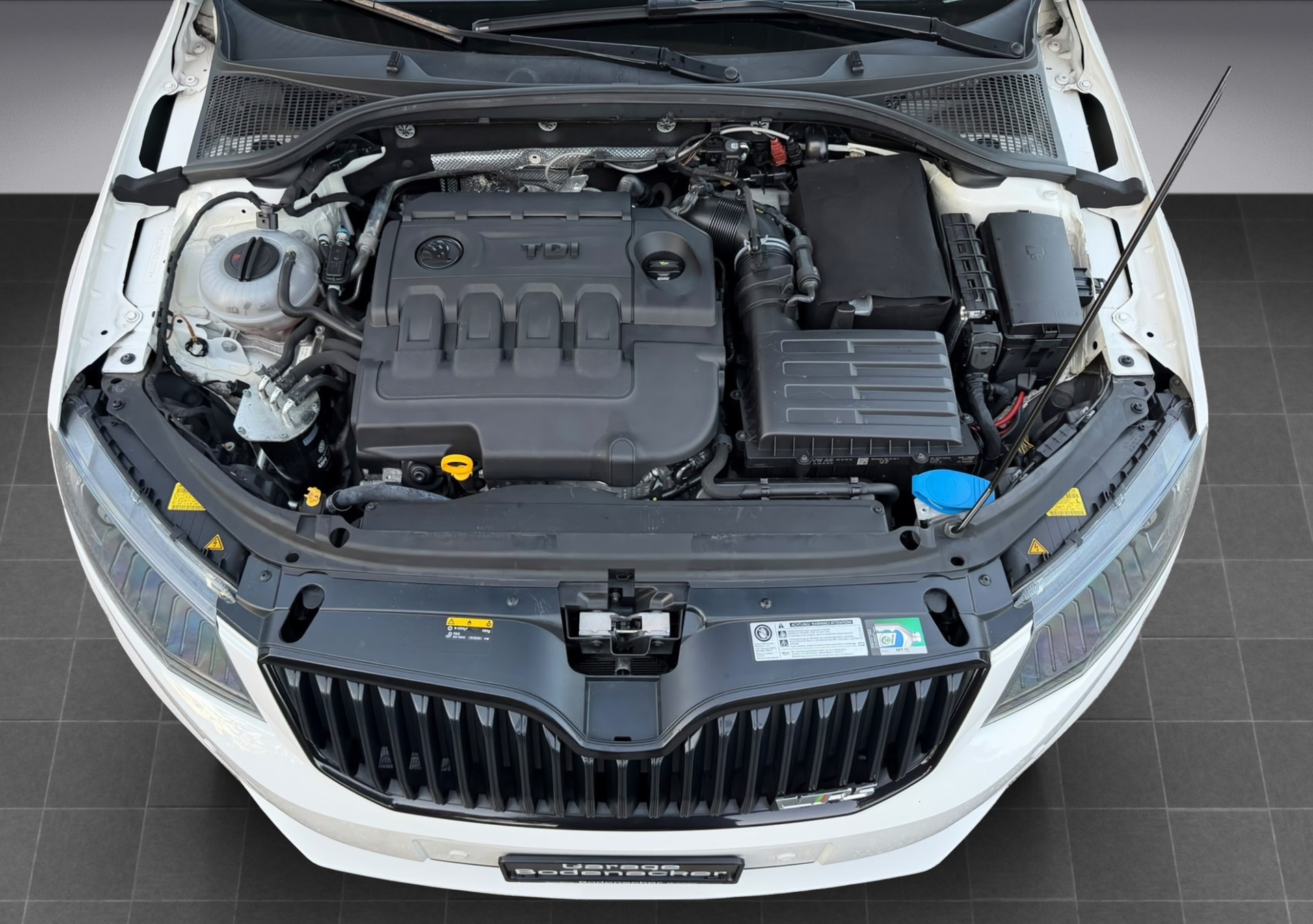 SKODA Octavia Combi 2.0 TDI RS 4x4 DSG-image-15
