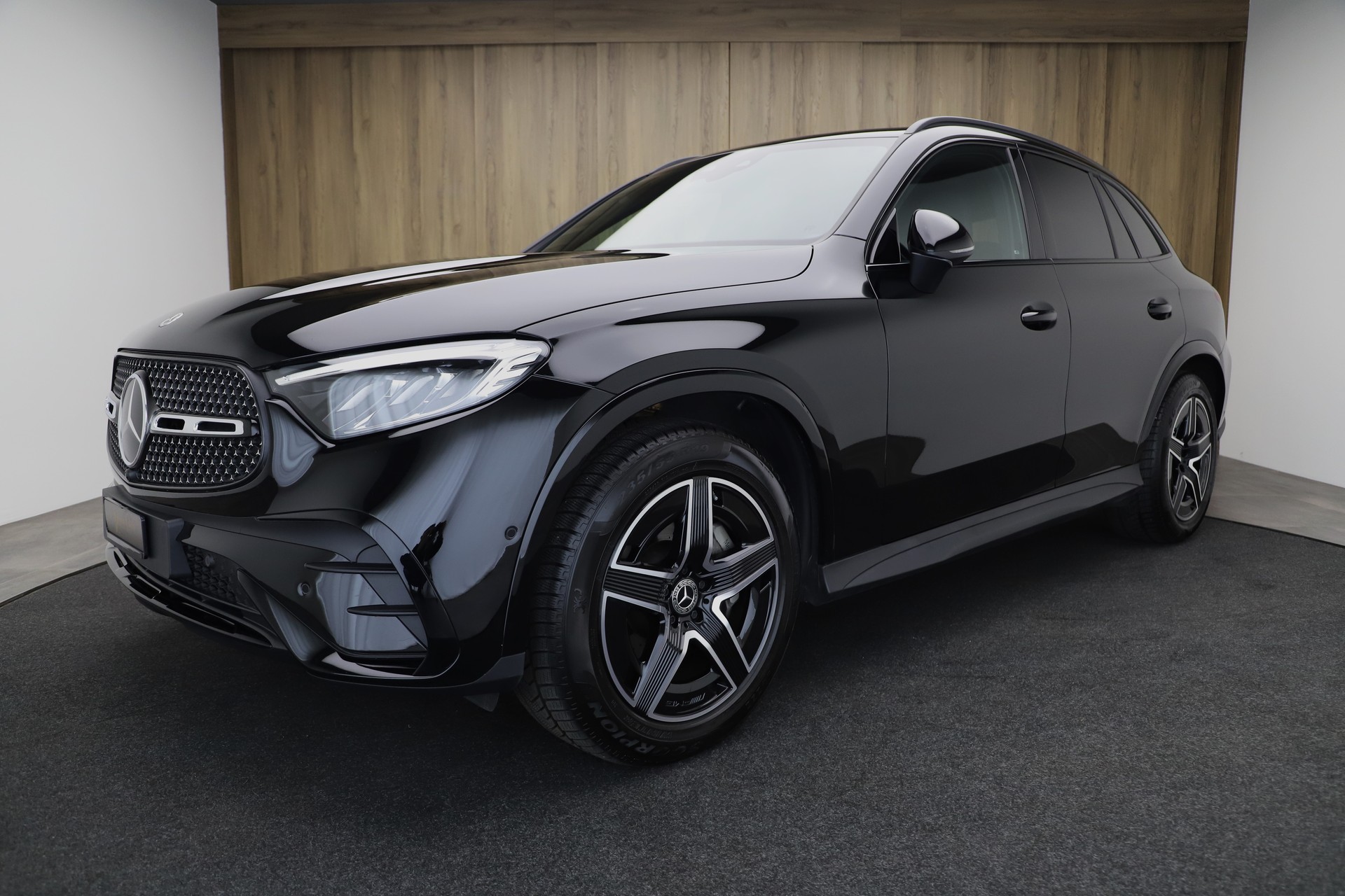 MERCEDES-BENZ GLC 300 d 4Matic 9G-Tronic AMG Line Advanced Plus und Night Paket-image-0