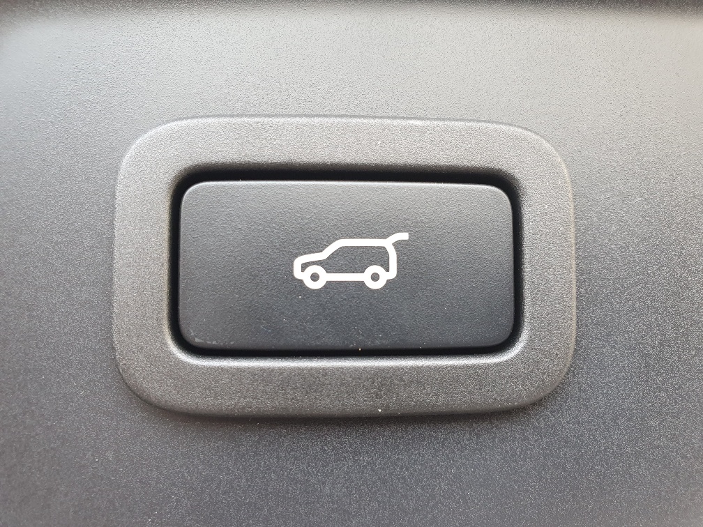 LAND ROVER Range Rover Velar R-Dynamic P 250 Automatic-image-21