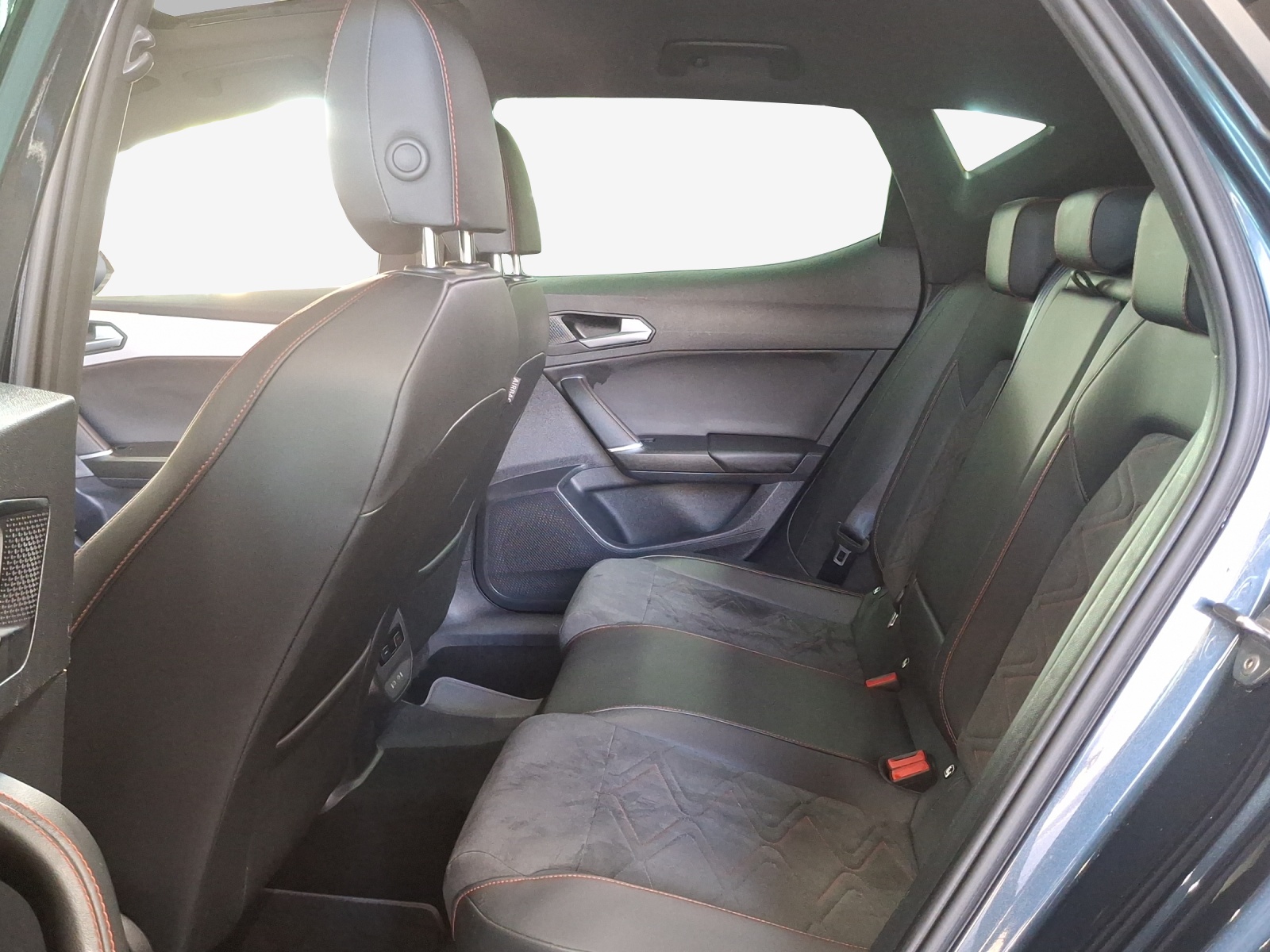 SEAT Leon 1.4 eHybrid pHEV DSG Hola FR-image-12