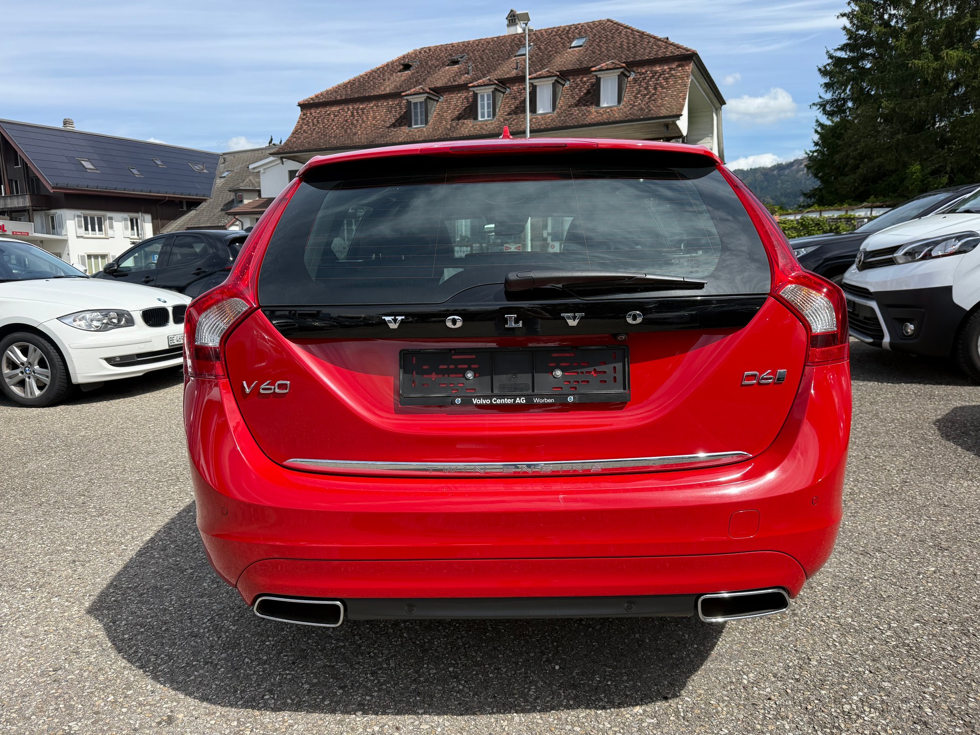 VOLVO V60 D6 AWD Plug-in Hybrid Summum Geartronic-image-5