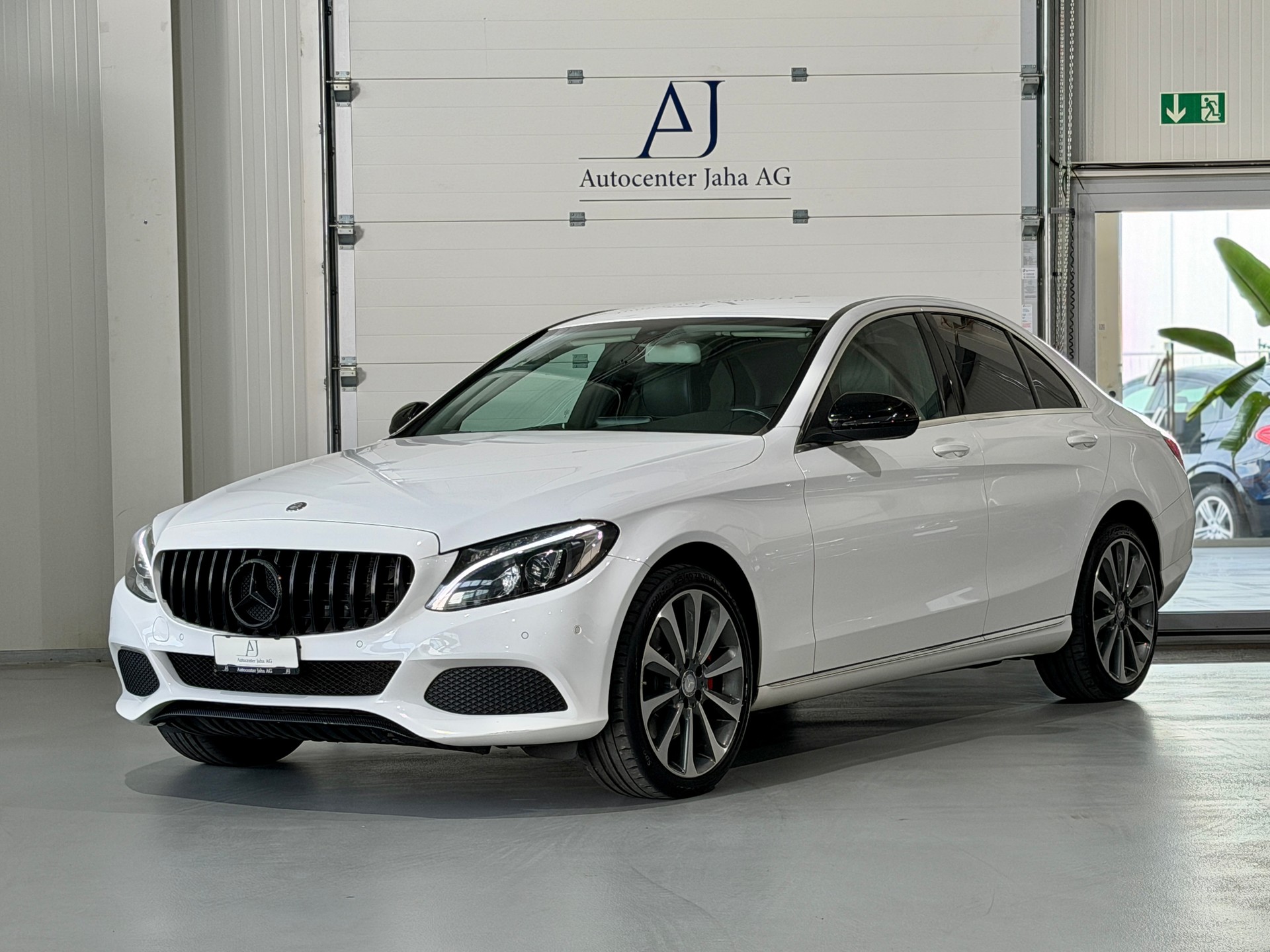 MERCEDES-BENZ C 250 BlueTEC Avantgarde 4Matic 7G-Tronic (CH)-image-2