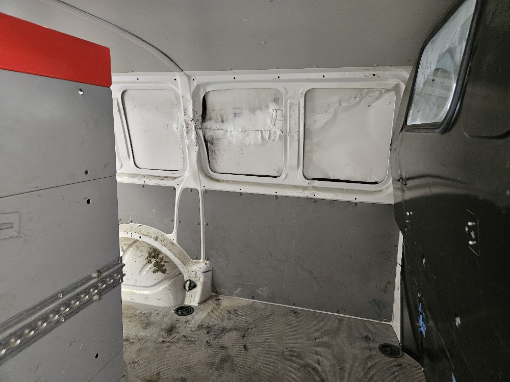 VW T5 2.0 TDI 4Motion-image-15