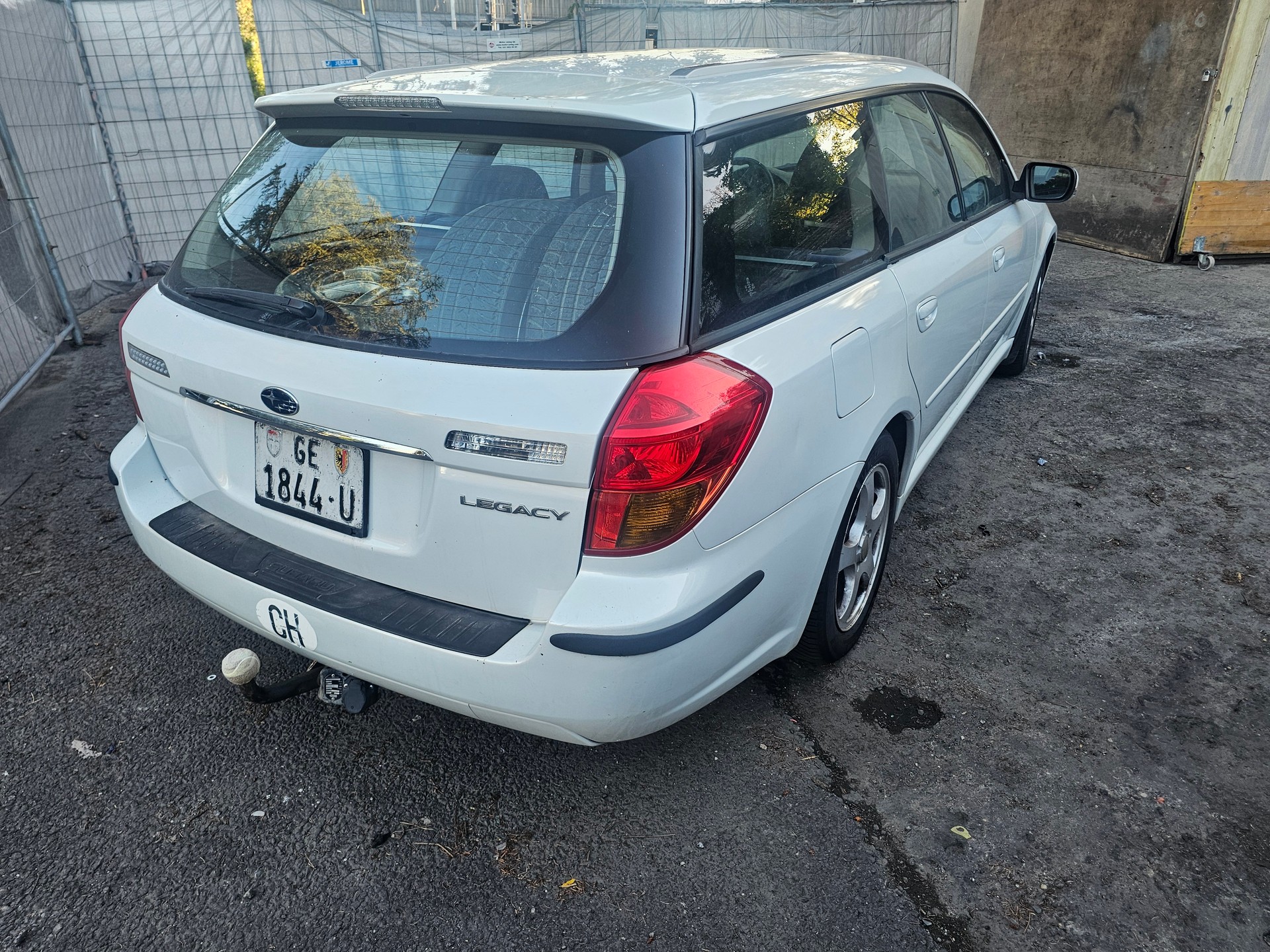 SUBARU Legacy 2.0i AWD-image-7