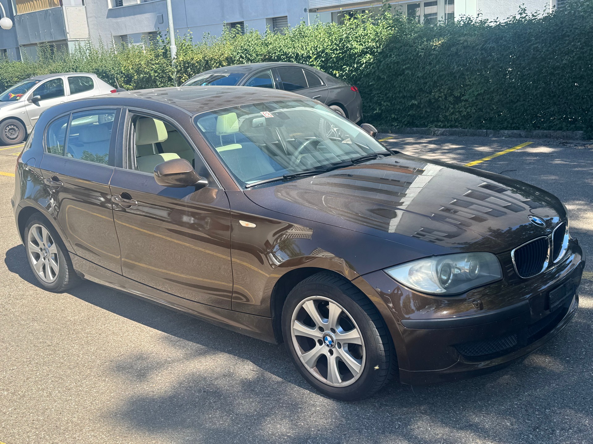 BMW 118i-image-2