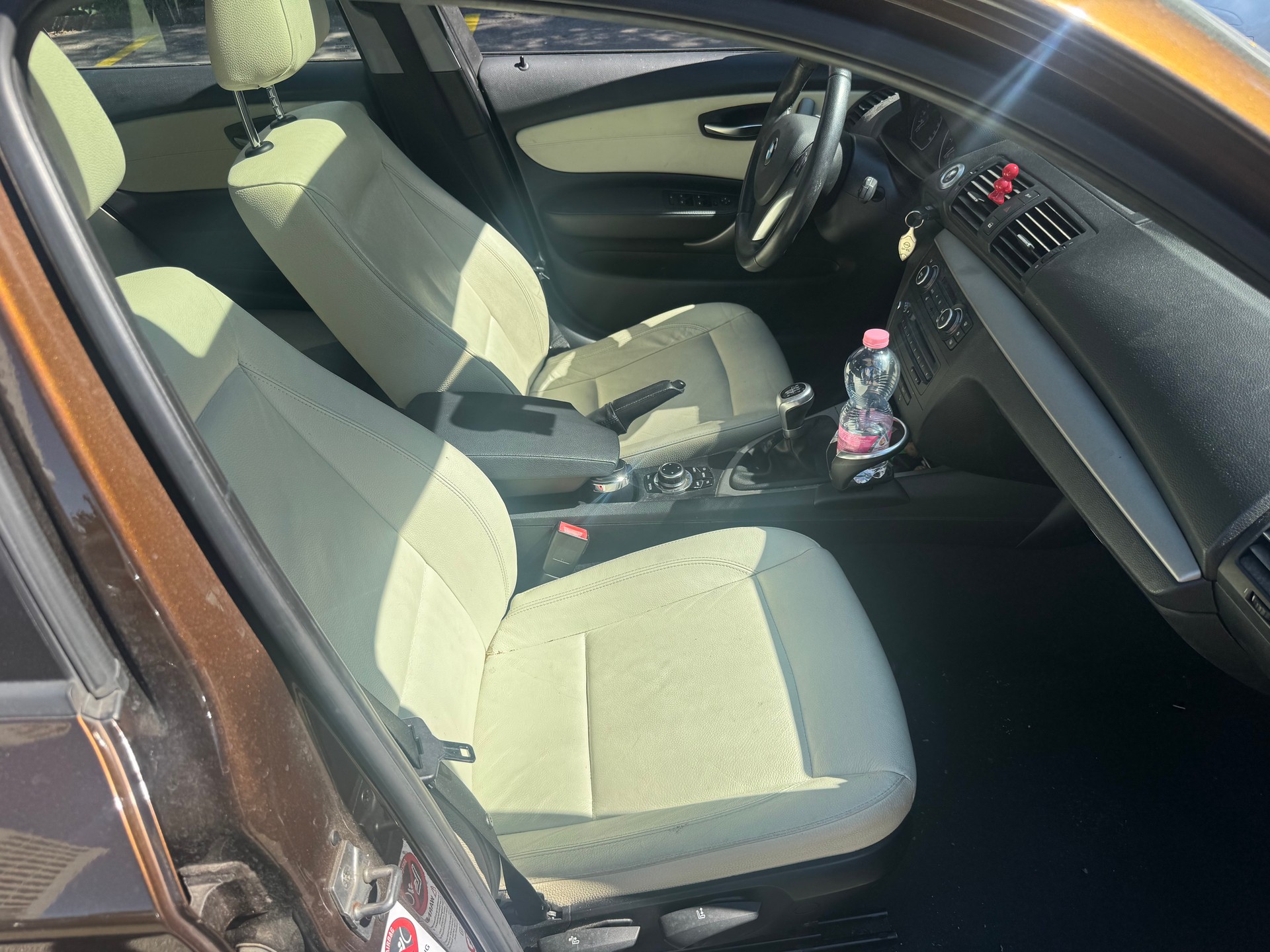 BMW 118i-image-5