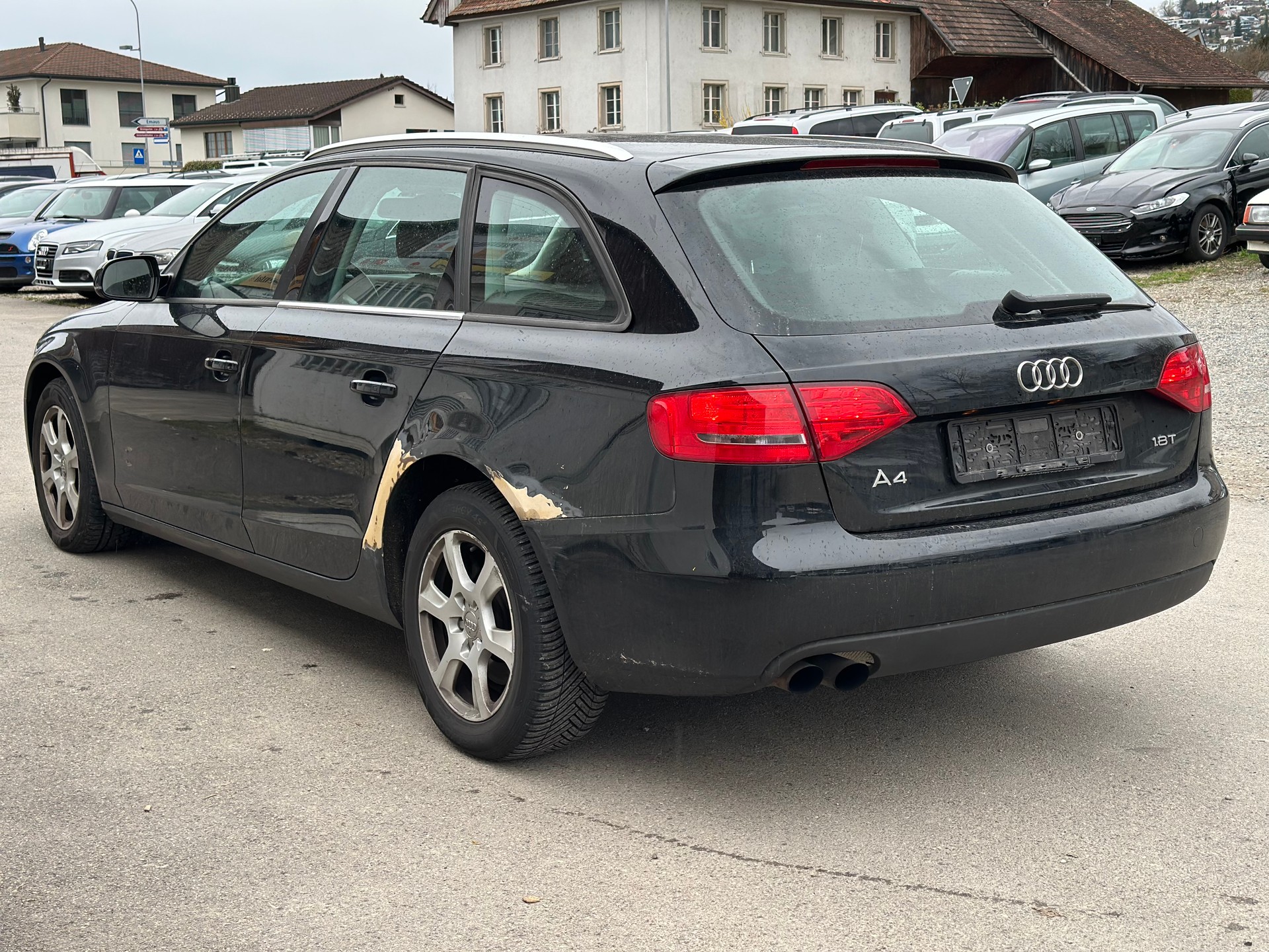 AUDI A4 Avant 1.8 TFSI-image-4