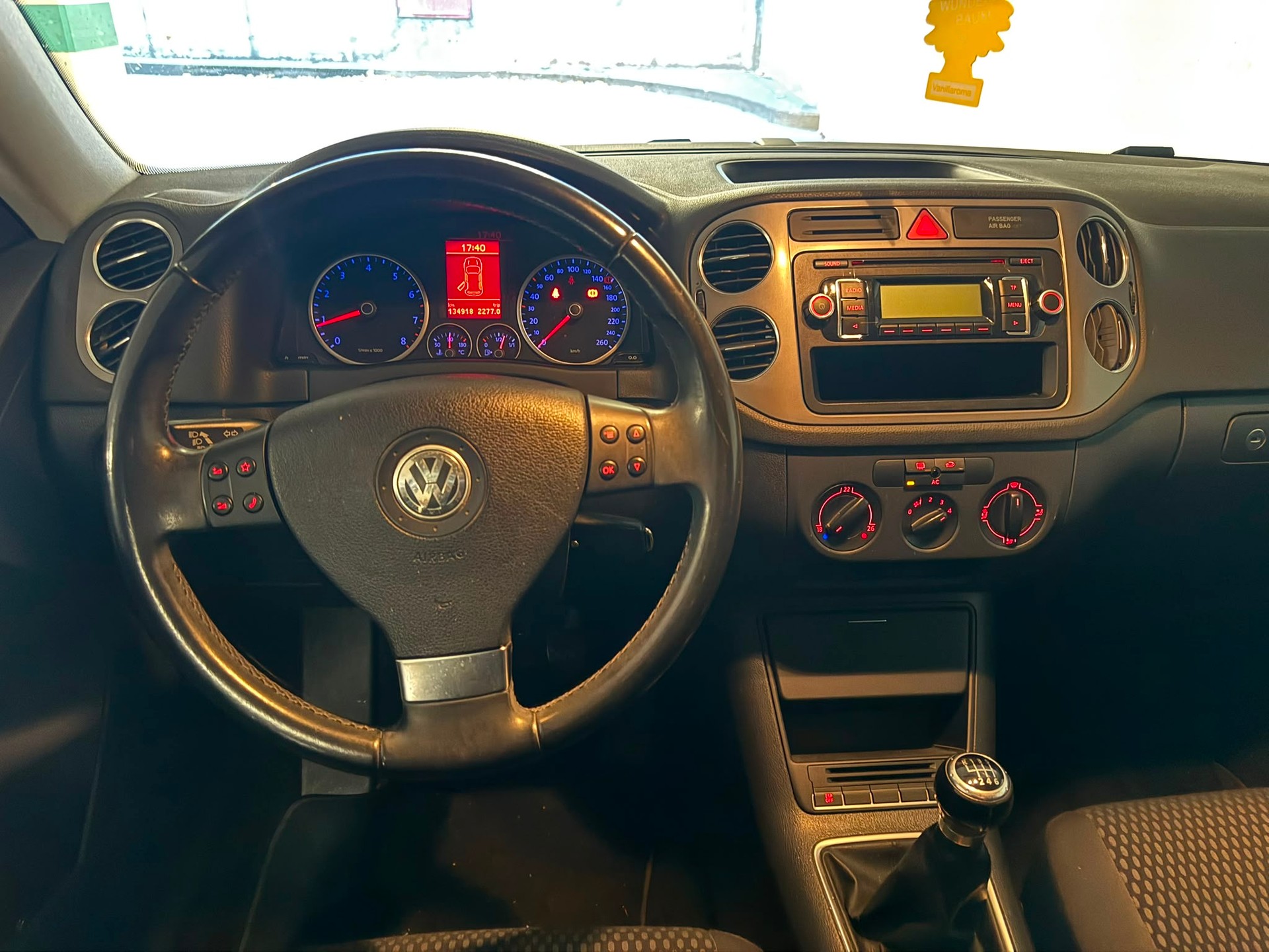 VW Tiguan 1.4 TSI Trend&Fun // MFK NEU-image-10