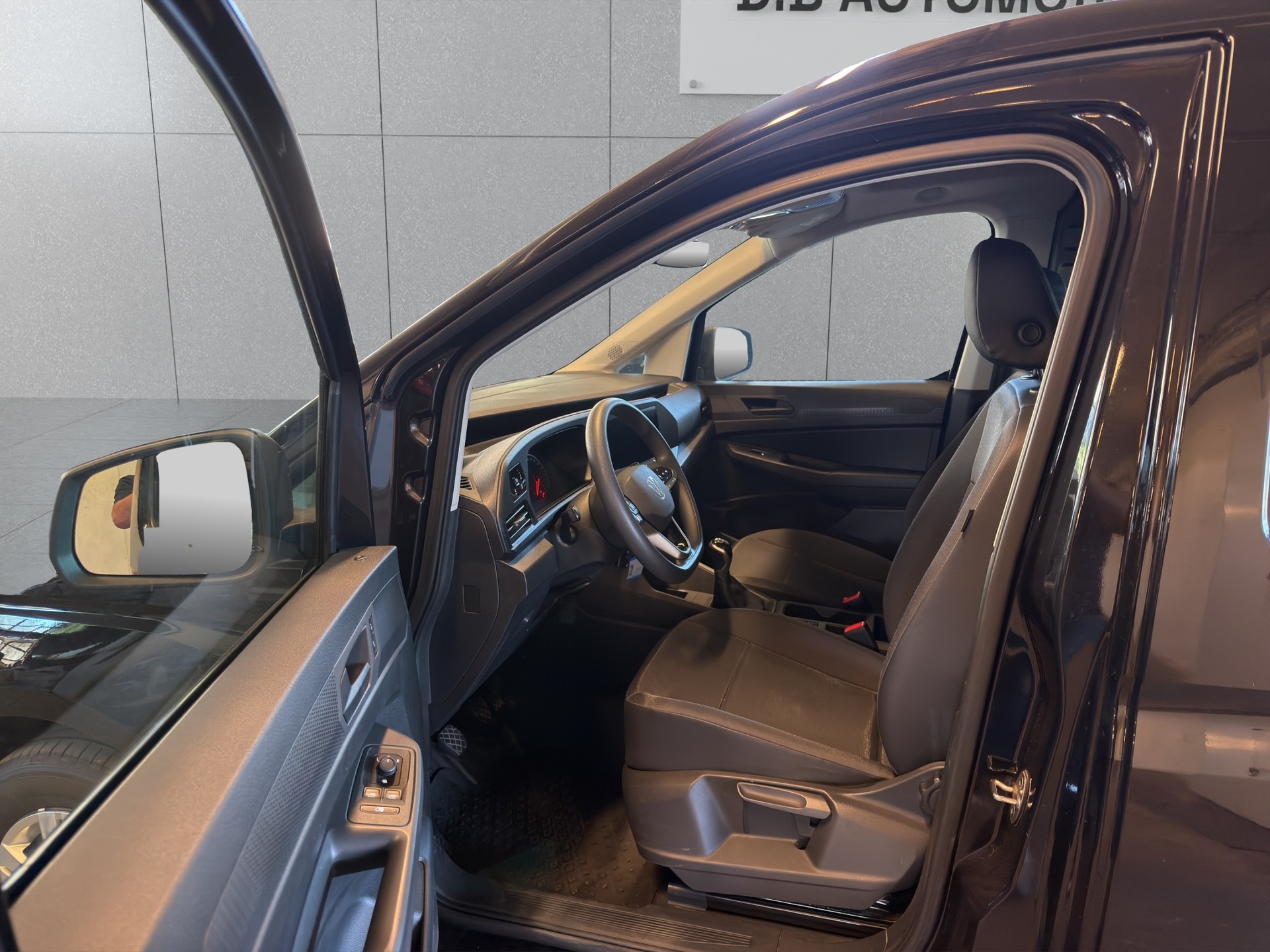 VW Caddy Cargo 2.0TDI 4Motion*TOP ZUSTAND*NUR 16000 KM*TOP AUSSTATTUNG*-image-8