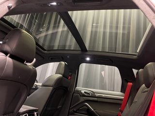 PORSCHE Cayenne GTS (76)-image-28