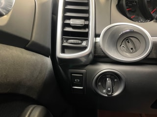 PORSCHE Cayenne GTS (76)-image-31