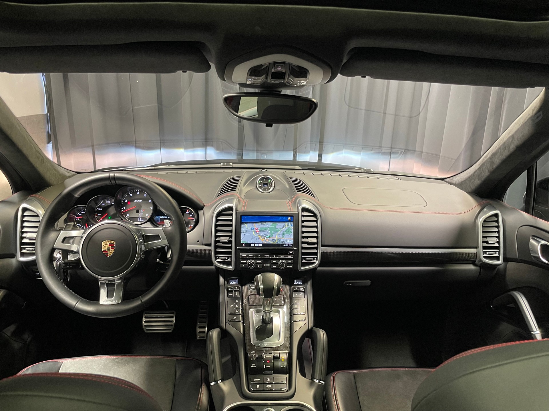PORSCHE Cayenne GTS (76)-image-10