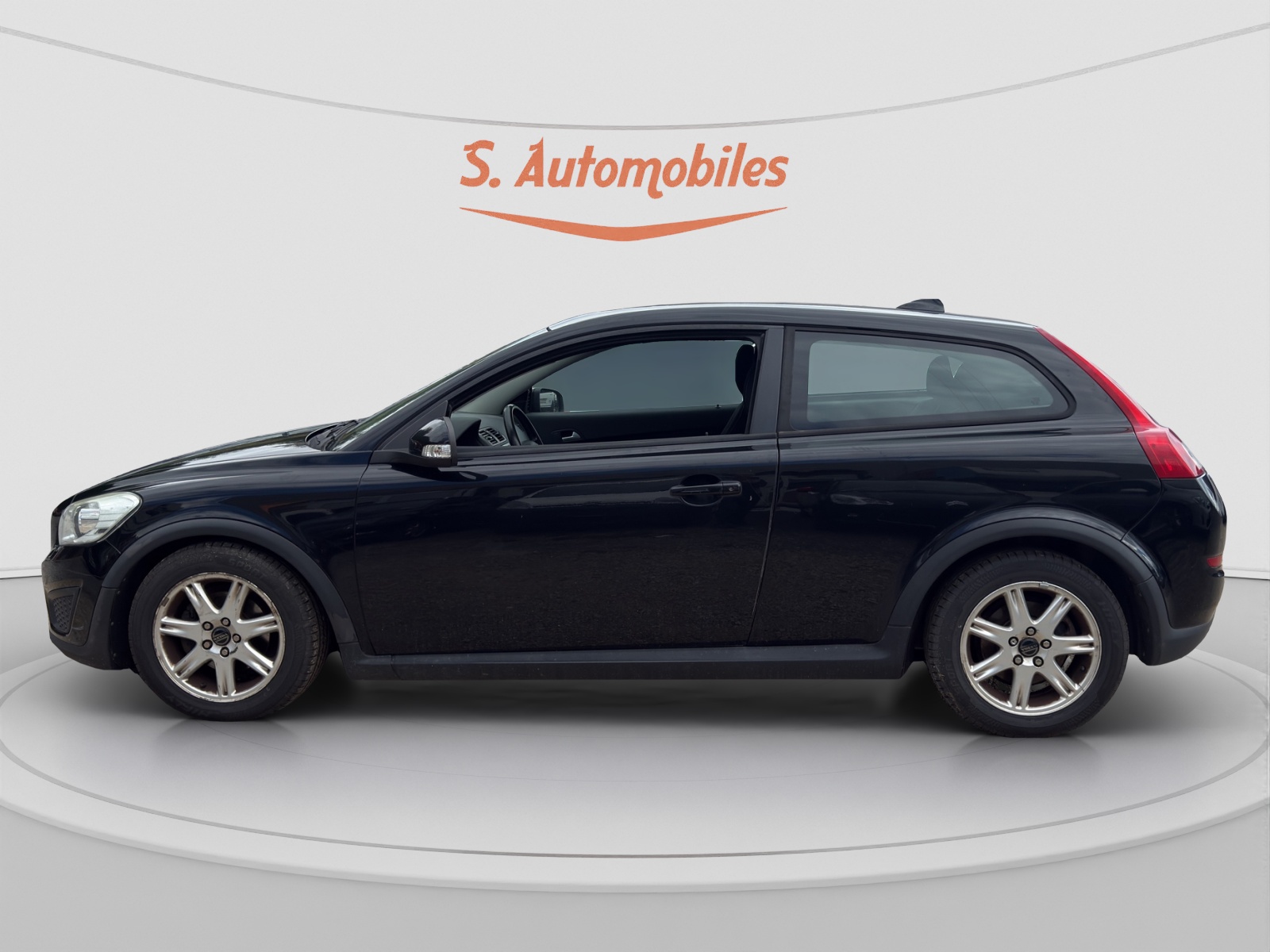 VOLVO C30 1.6D DRIVe Start/Stop Kinetic-image-2