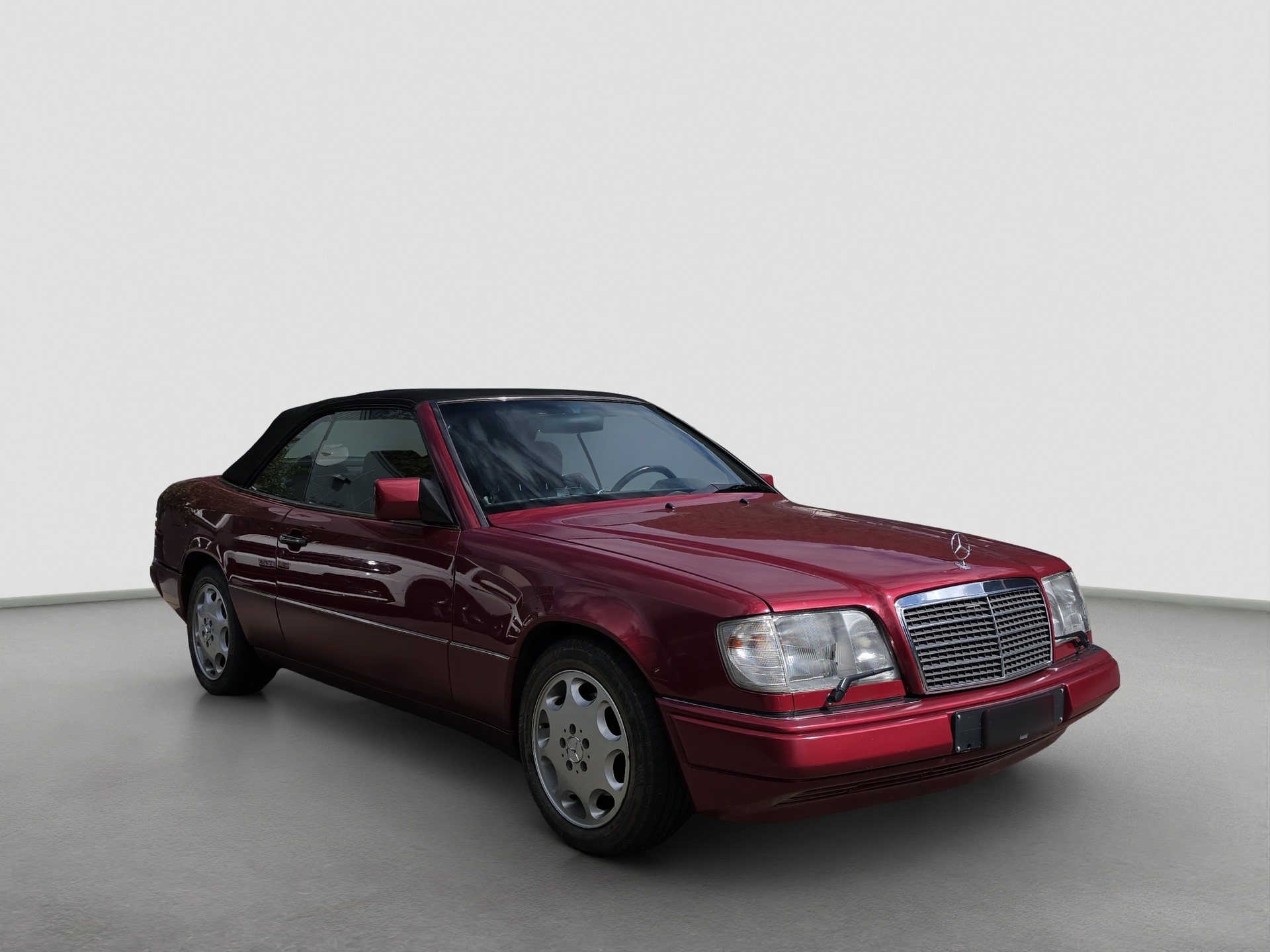 MERCEDES-BENZ 300 CE-24 Cabrio-image-6