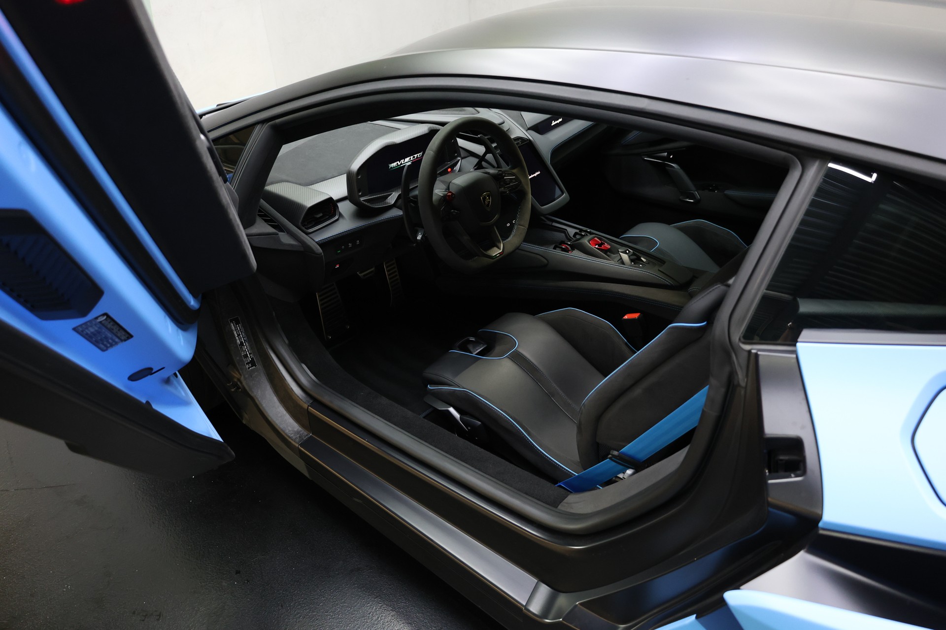 LAMBORGHINI Revuelto 6.5-image-26