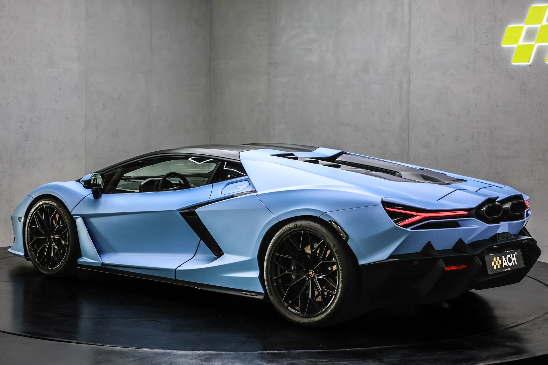 LAMBORGHINI Revuelto 6.5-image-9