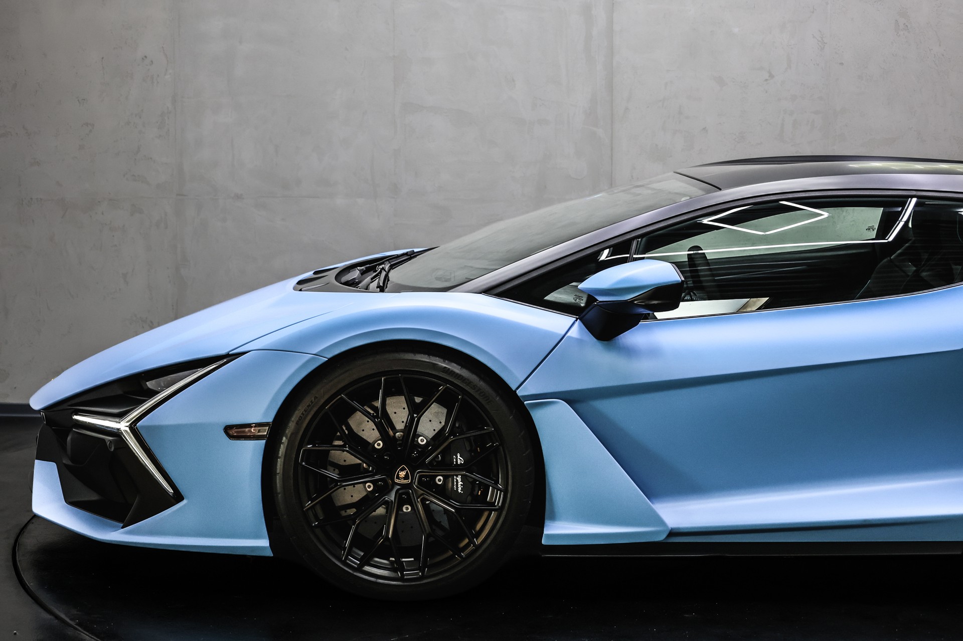 LAMBORGHINI Revuelto 6.5-image-12