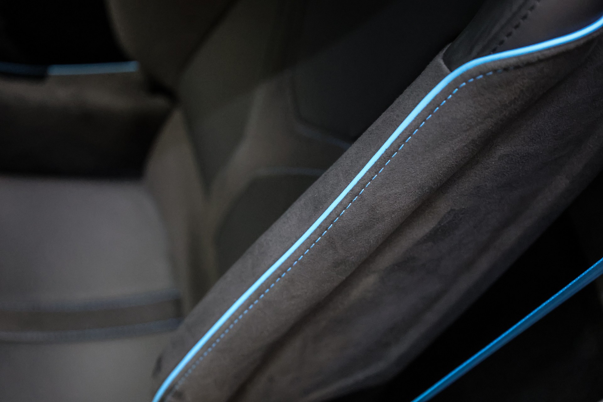 LAMBORGHINI Revuelto 6.5-image-37