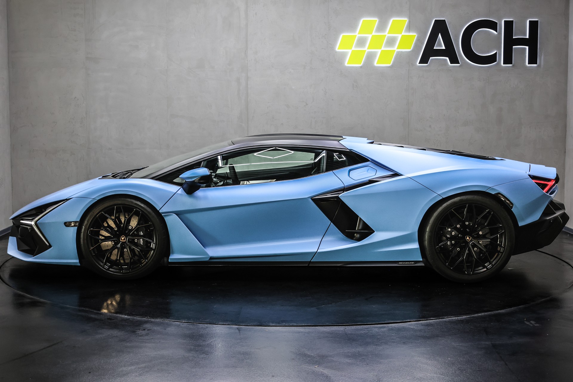 LAMBORGHINI Revuelto 6.5-image-10