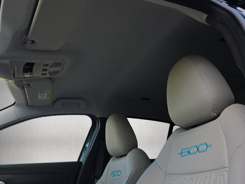 FIAT 600 1.2 Hybrid La Prima 8-fach bereift-image-13