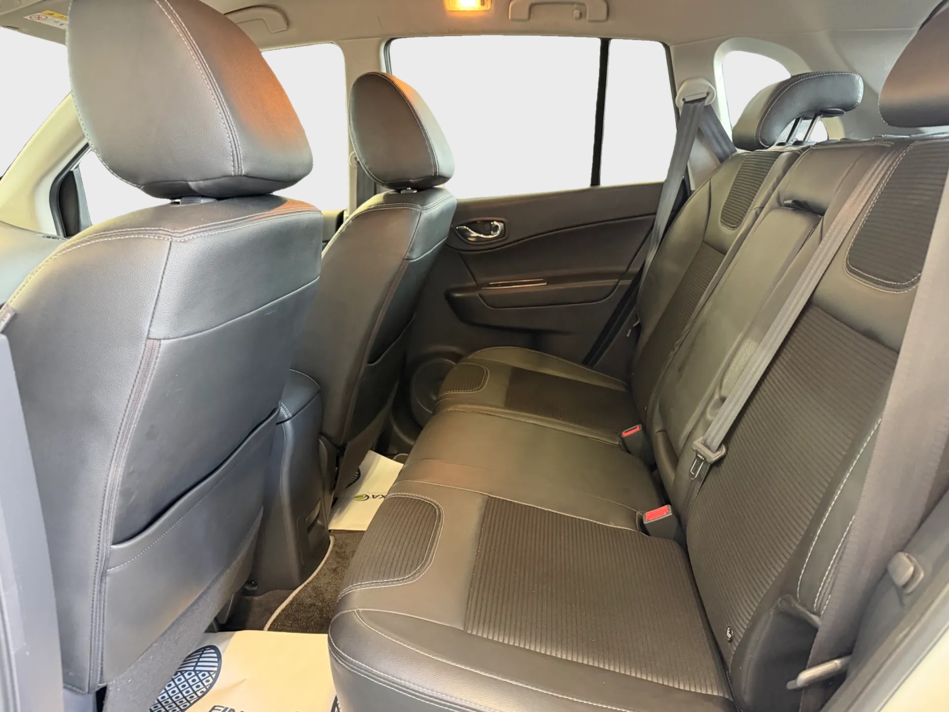 RENAULT Koleos 2.0 dCi Swiss Edition 4x4 Automatic-image-6