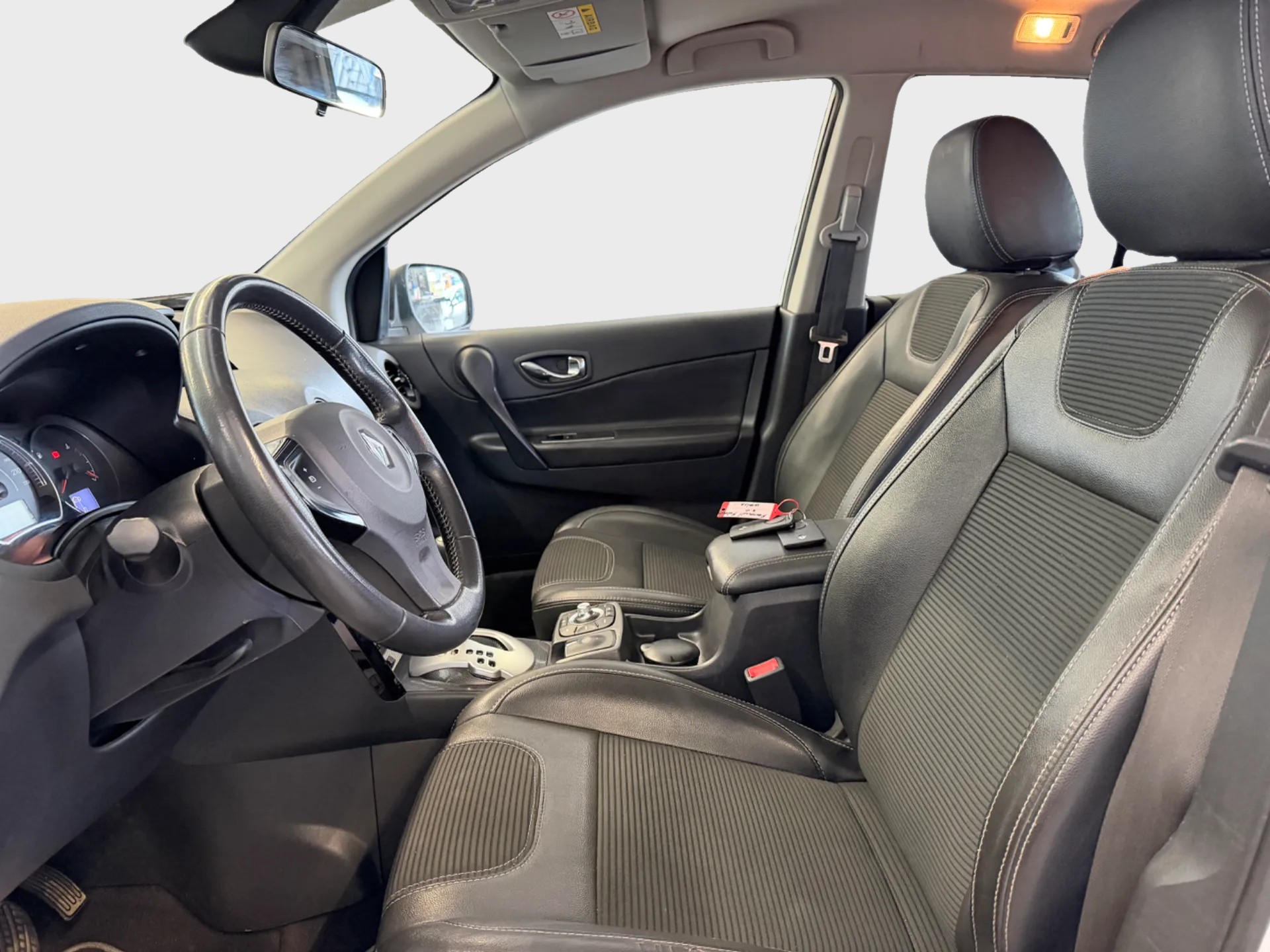 RENAULT Koleos 2.0 dCi Swiss Edition 4x4 Automatic-image-7