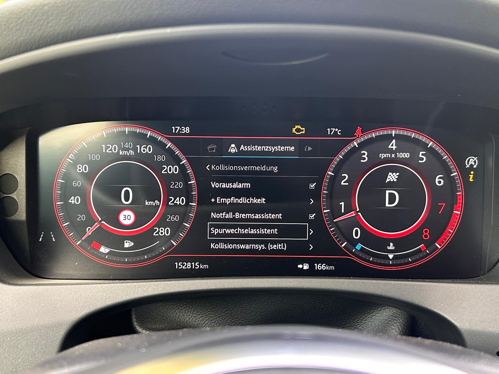 JAGUAR F-Pace 25t 2.0 R-Sport AWD Automatik-image-21