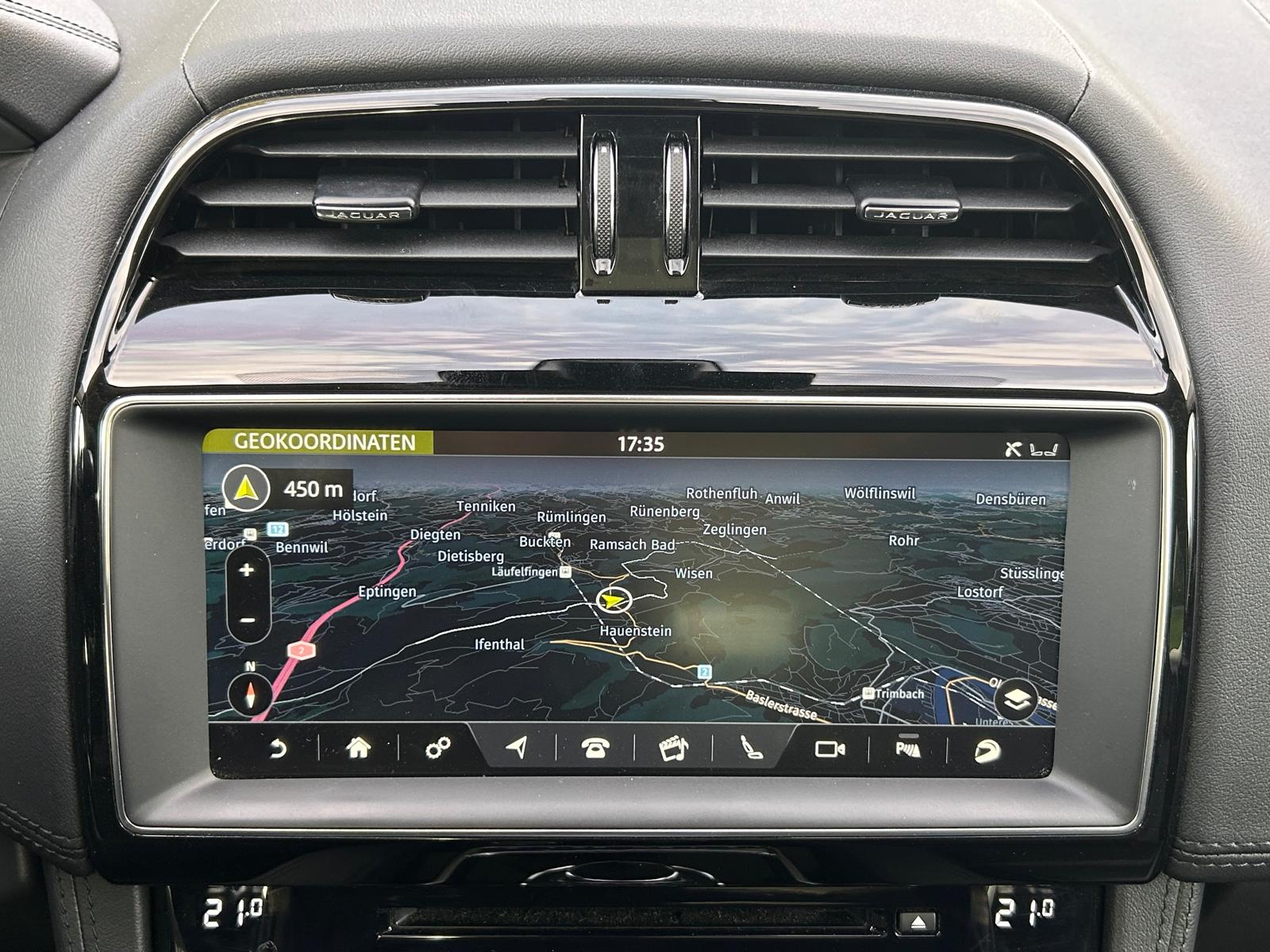 JAGUAR F-Pace 25t 2.0 R-Sport AWD Automatik-image-26
