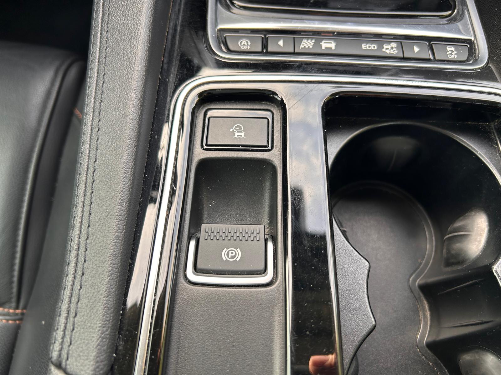 JAGUAR F-Pace 25t 2.0 R-Sport AWD Automatik-image-23