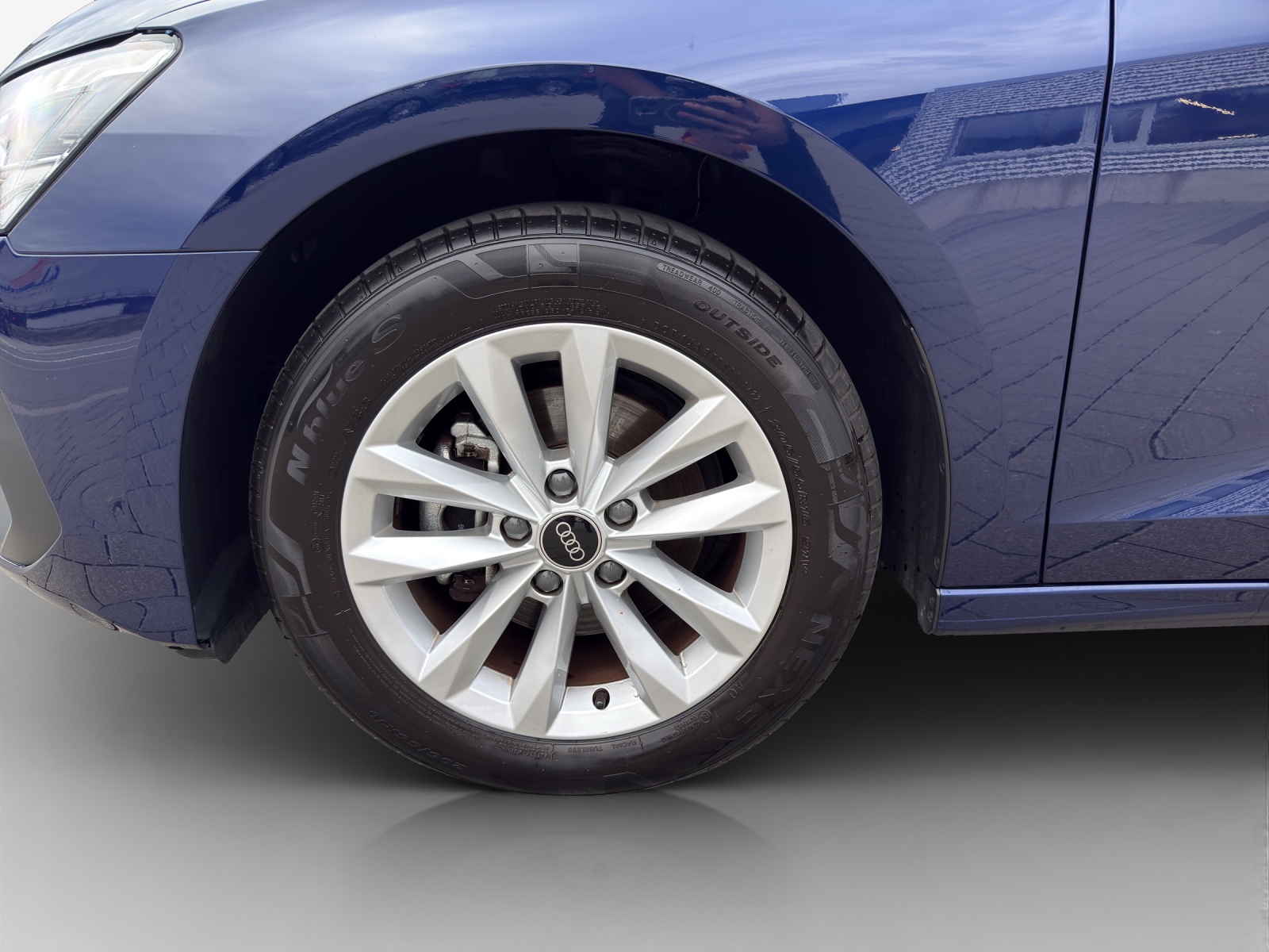 AUDI A3 Sportback 35 TFSI Attraction S-tronic-image-13