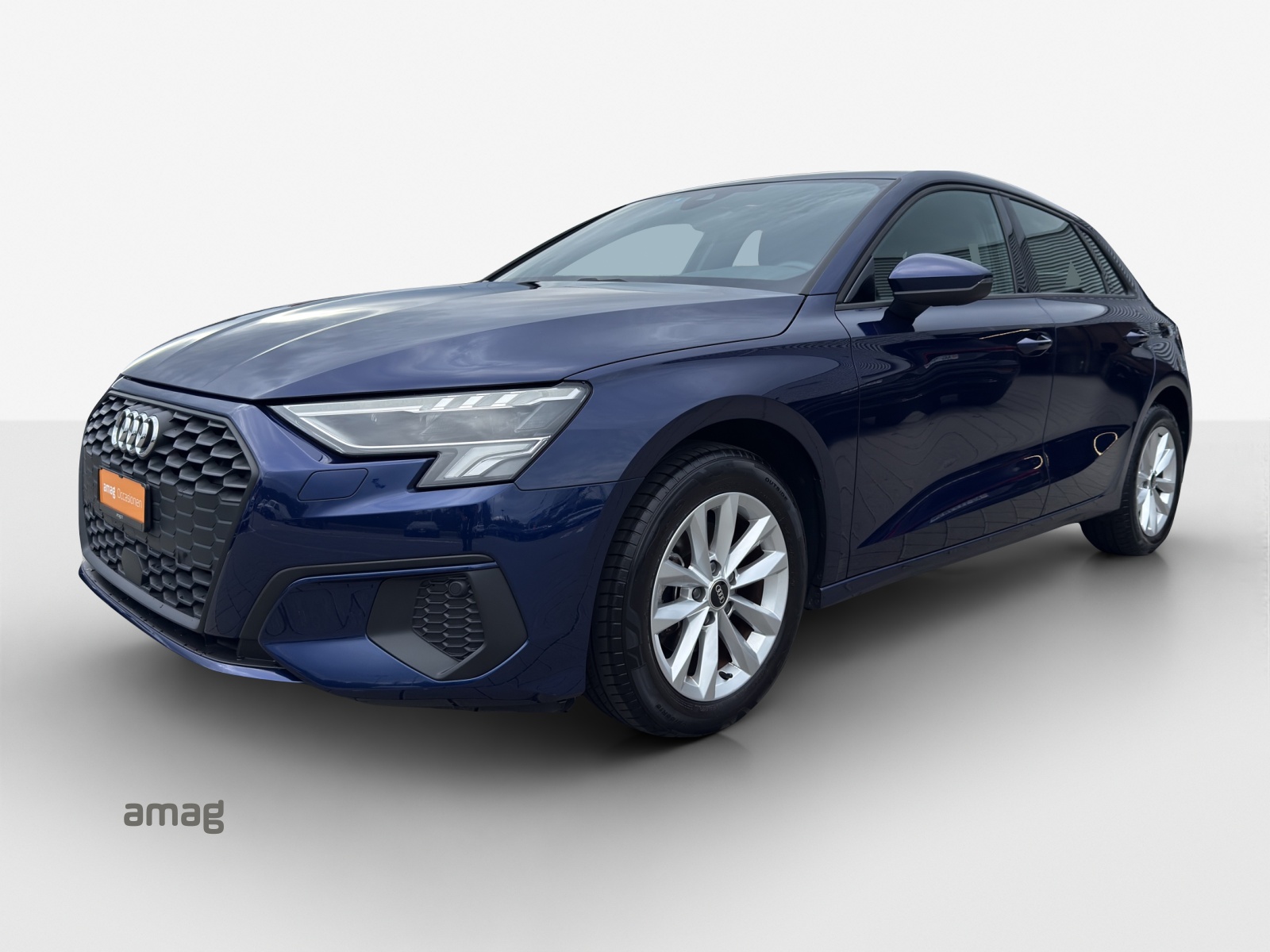 AUDI A3 Sportback 35 TFSI Attraction S-tronic-image-0