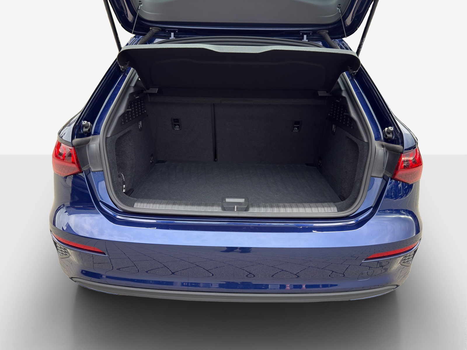 AUDI A3 Sportback 35 TFSI Attraction S-tronic-image-12