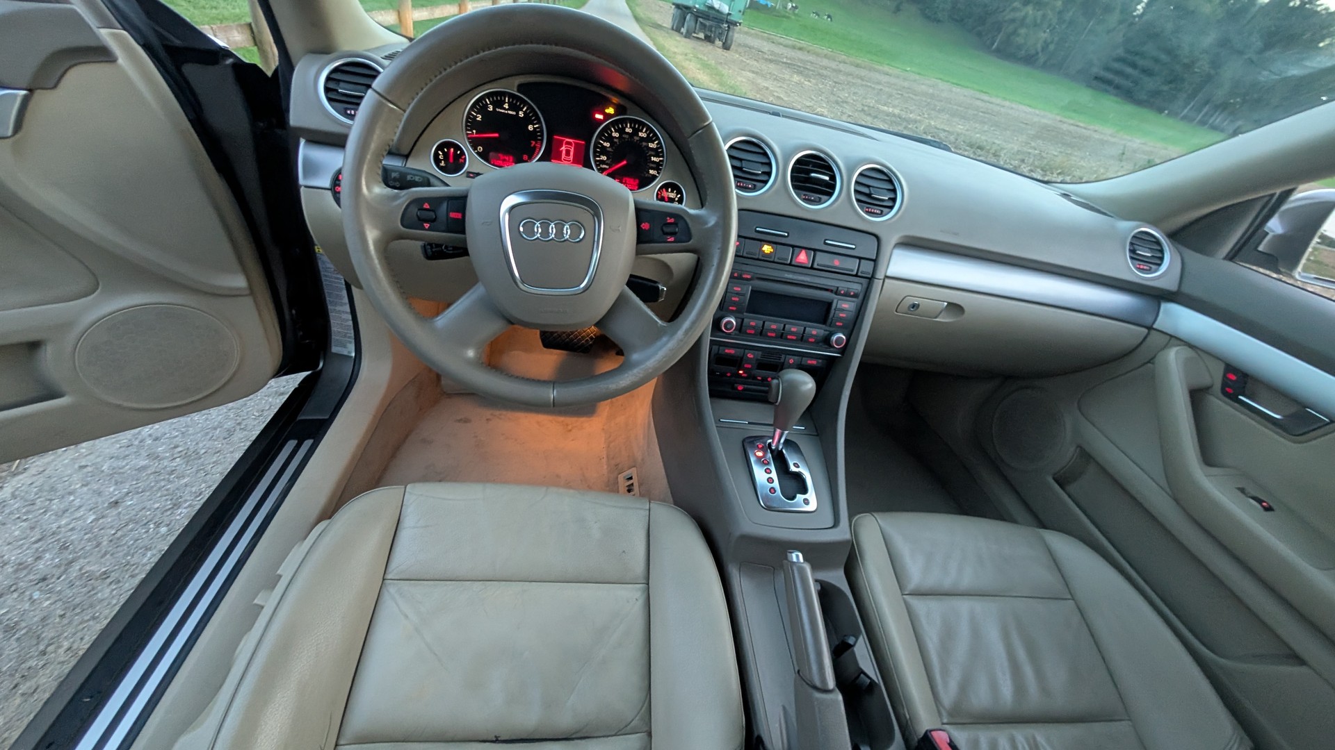 AUDI A4 Cabriolet 2.0T FSI multitronic MFK 2026 ! 140.000 km-image-10