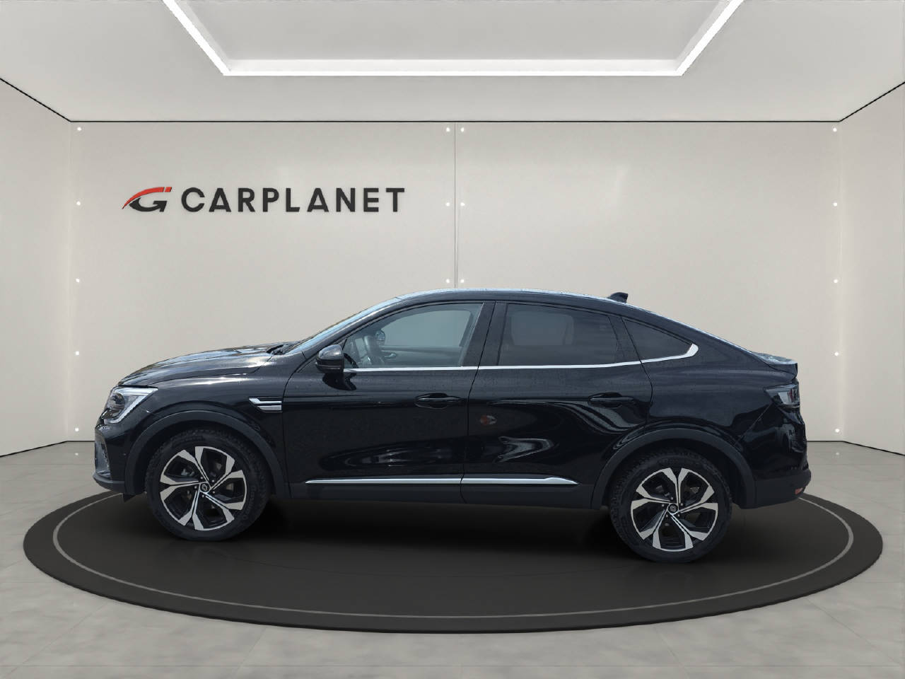 RENAULT Arkana 1.6 E-Tech techno-showroom-element-2