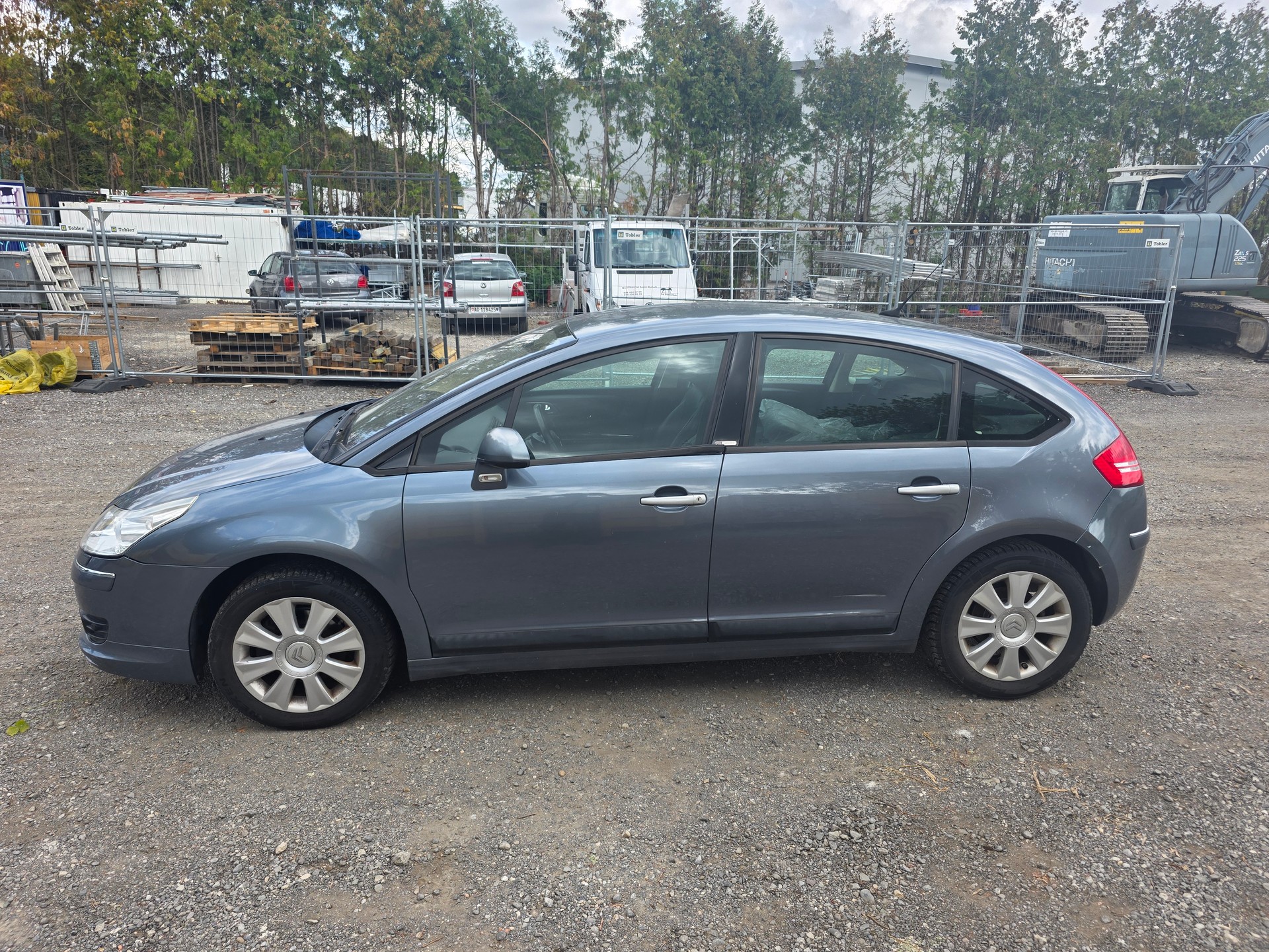 CITROEN C4 Berline 2.0i 16V VTR Automatic-image-0