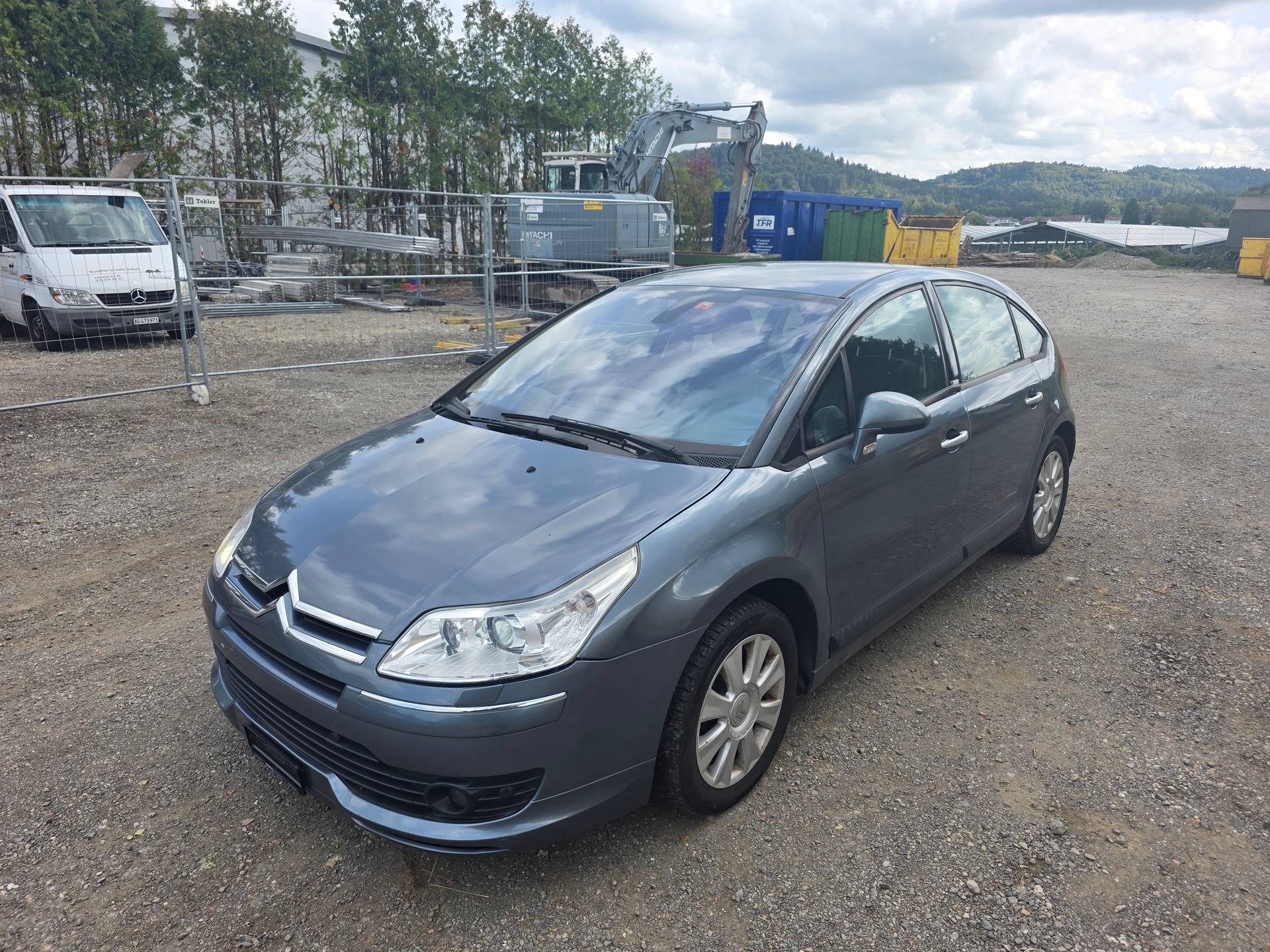 CITROEN C4 Berline 2.0i 16V VTR Automatic-image-1