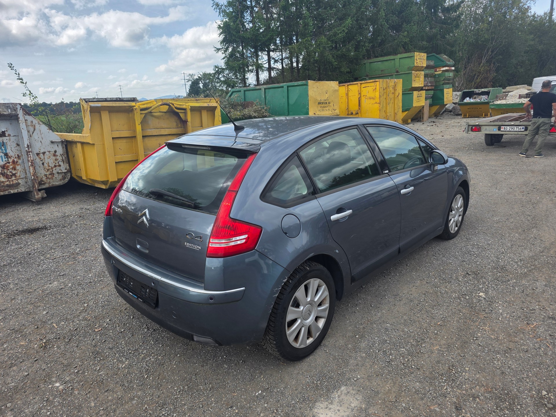 CITROEN C4 Berline 2.0i 16V VTR Automatic-image-4