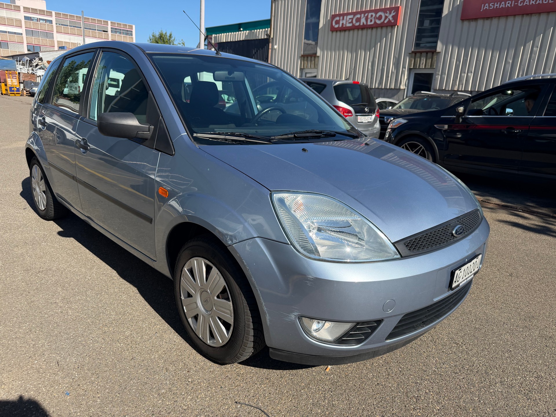 FORD Fiesta 1.4 16V Ghia-image-1