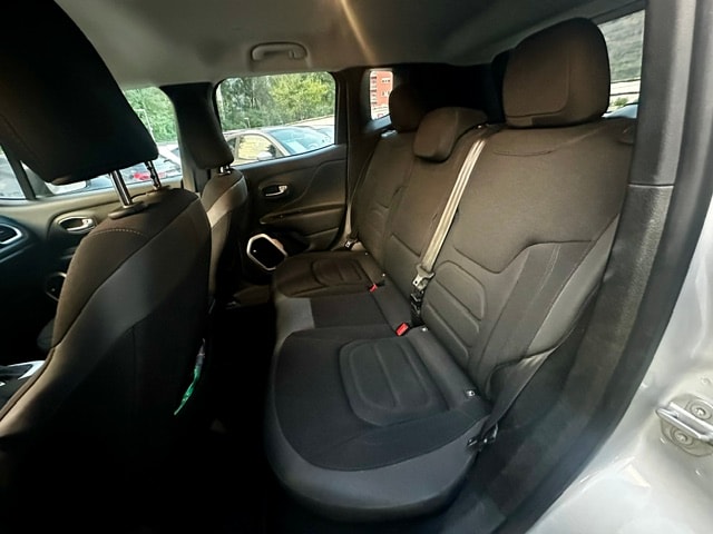 JEEP Renegade 1.4 Turbo Limited AWD-image-14