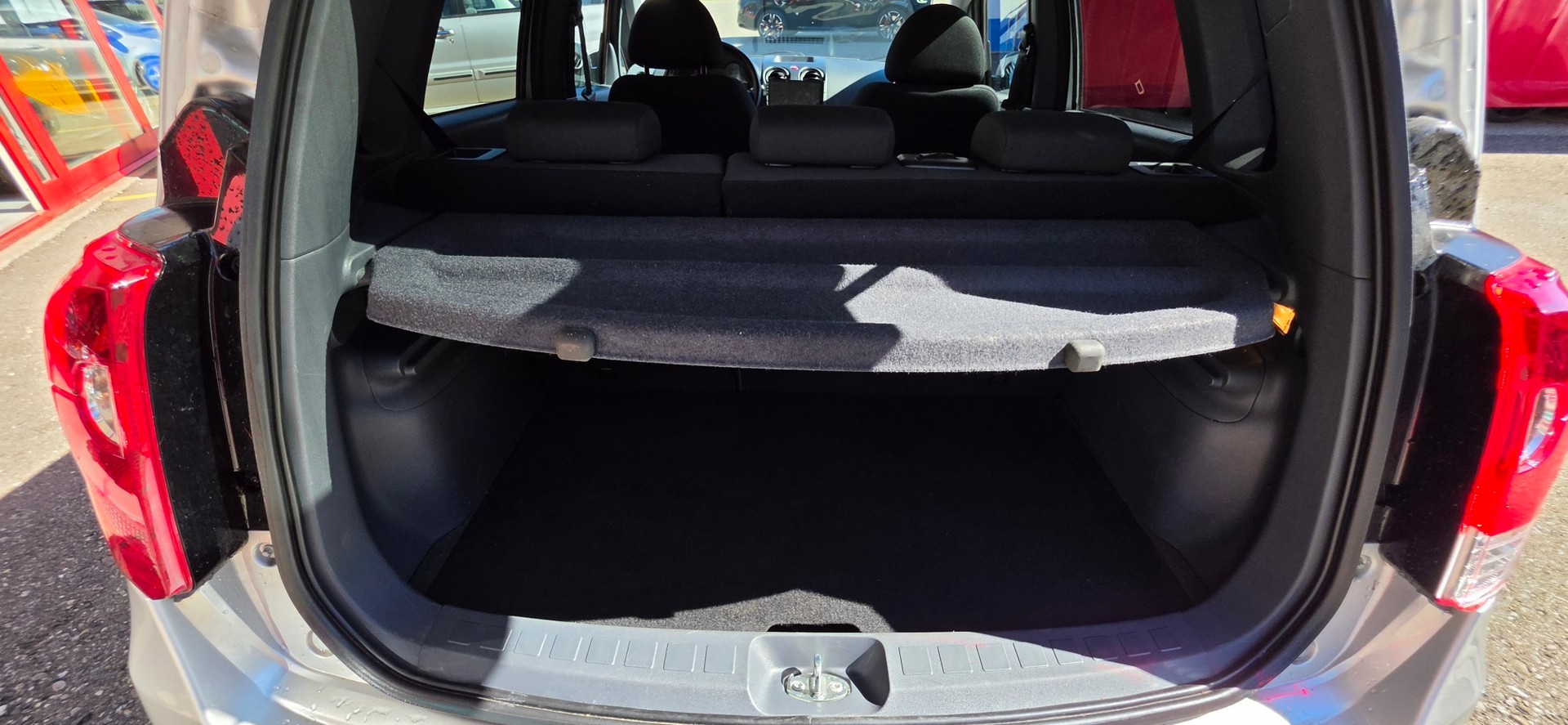 MITSUBISHI Colt 1.3 16V Intense Allshift-image-10