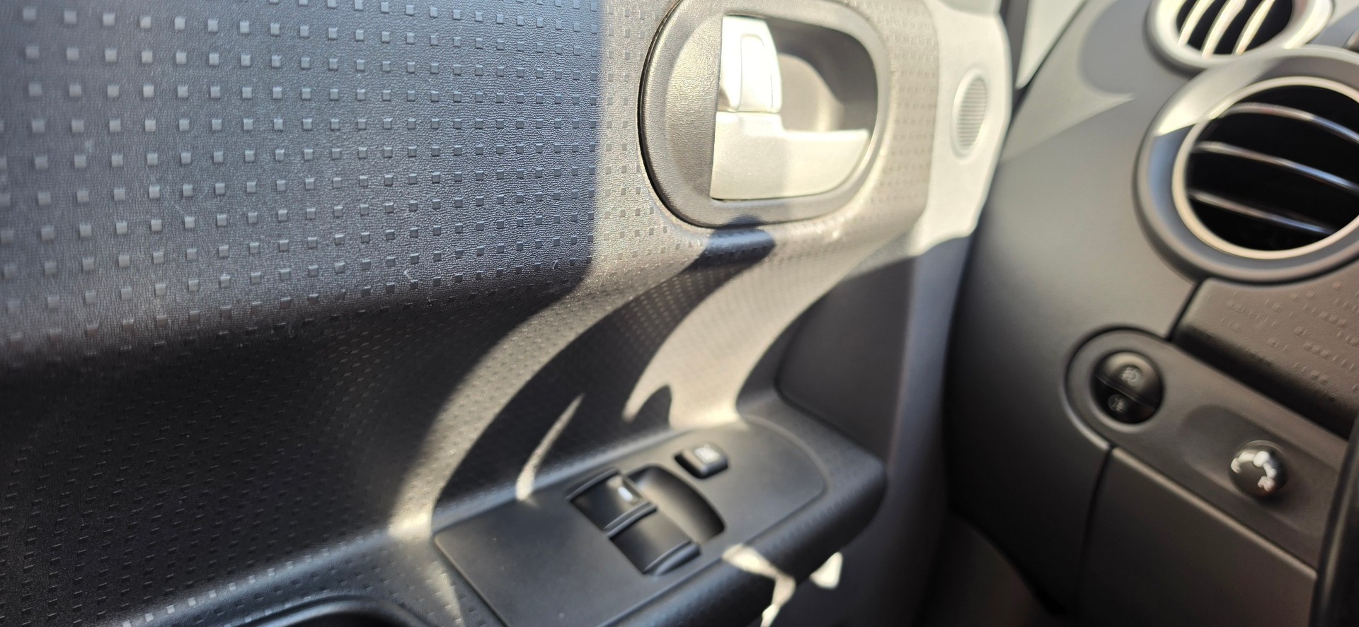 MITSUBISHI Colt 1.3 16V Intense Allshift-image-20