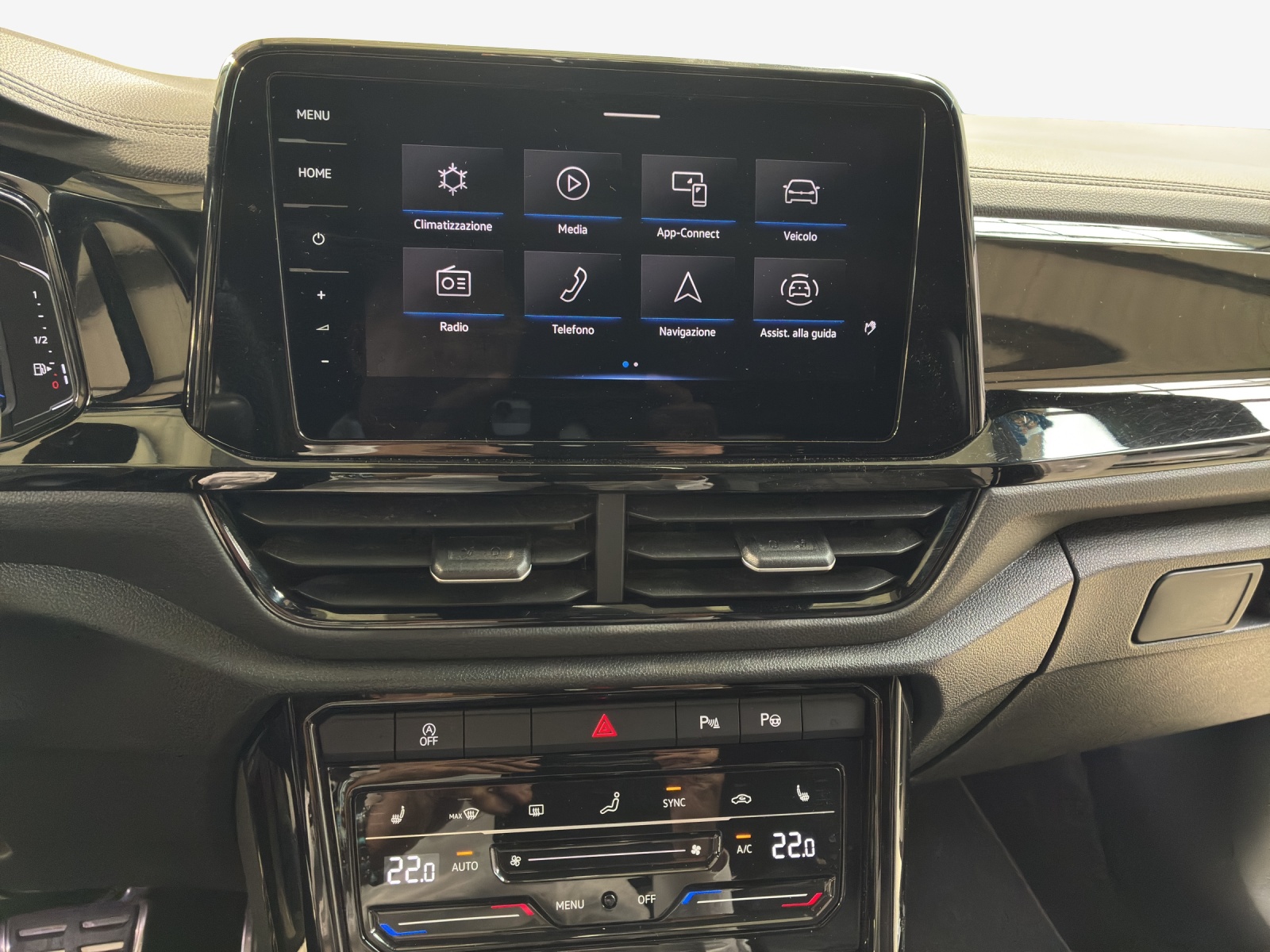 VW T-Roc 2.0 TSI R-Line DSG 4Motion-image-10