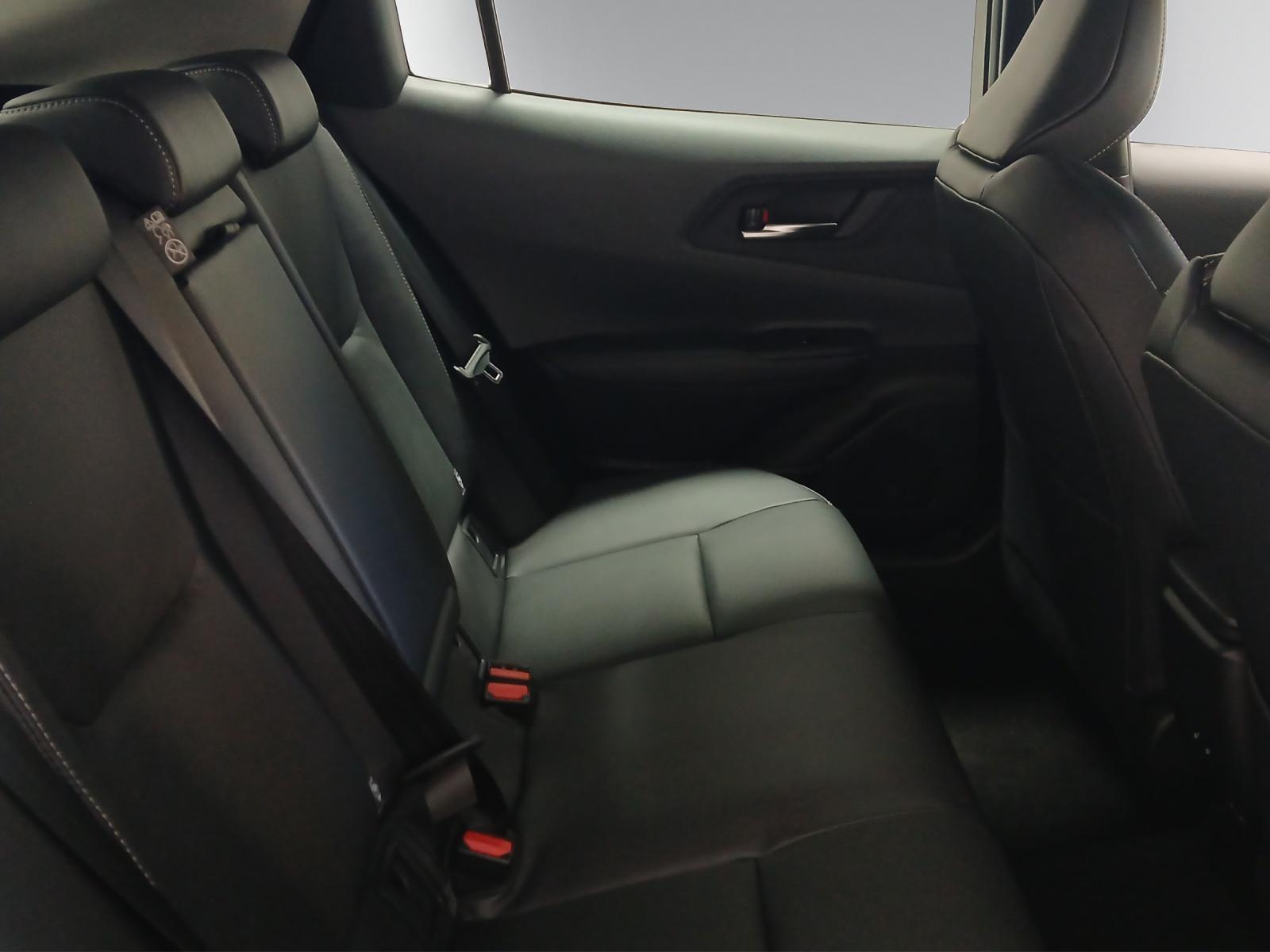 TOYOTA Prius 2.0 Plug-In-Hybrid Premium-image-8