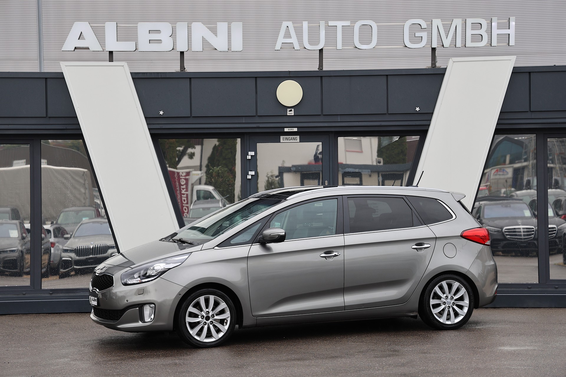 KIA Carens 2.0 GDi Style 7-Sitzer *CH-Fahrzeug* *MFK* *Service* *Vollausstattung*-image-0