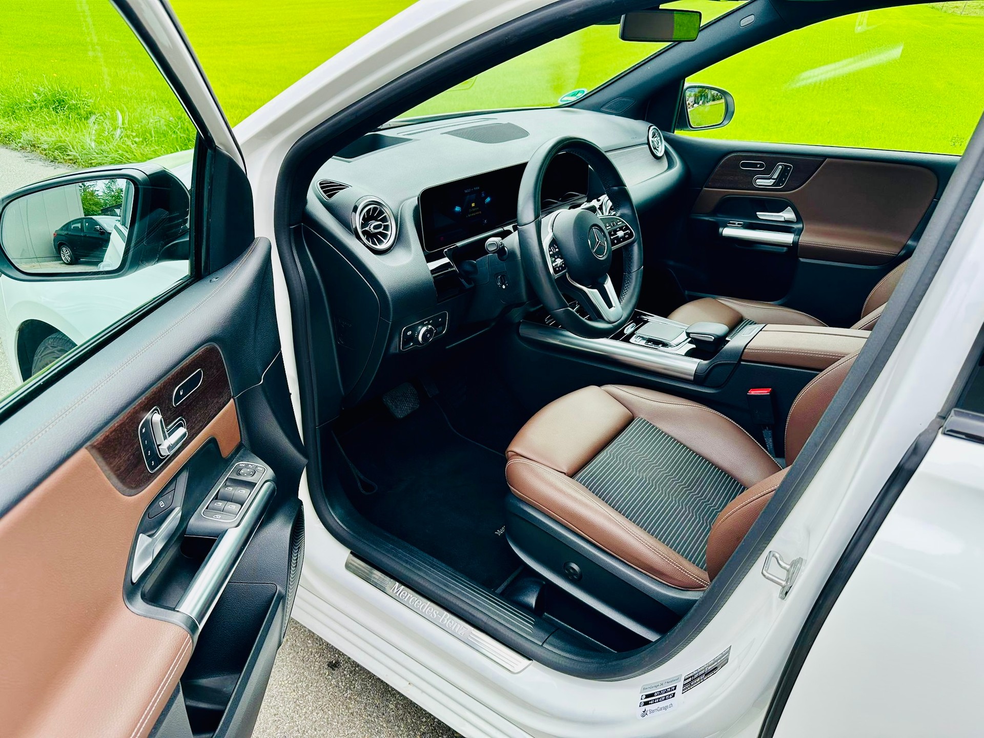 MERCEDES-BENZ B 250 4Matic Progressive-image-10