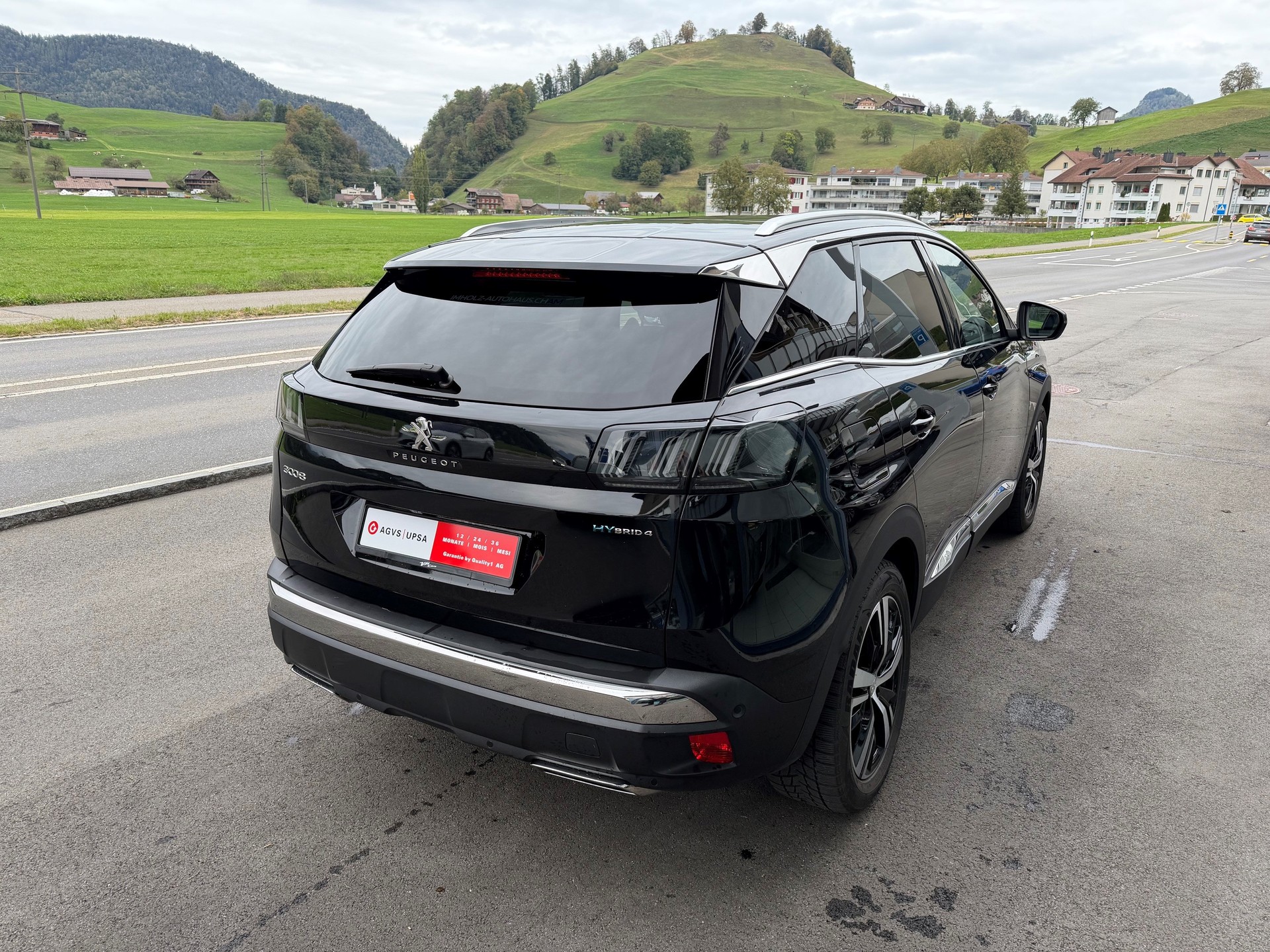 PEUGEOT 3008 300e Hybrid4 GT EAT8-image-2