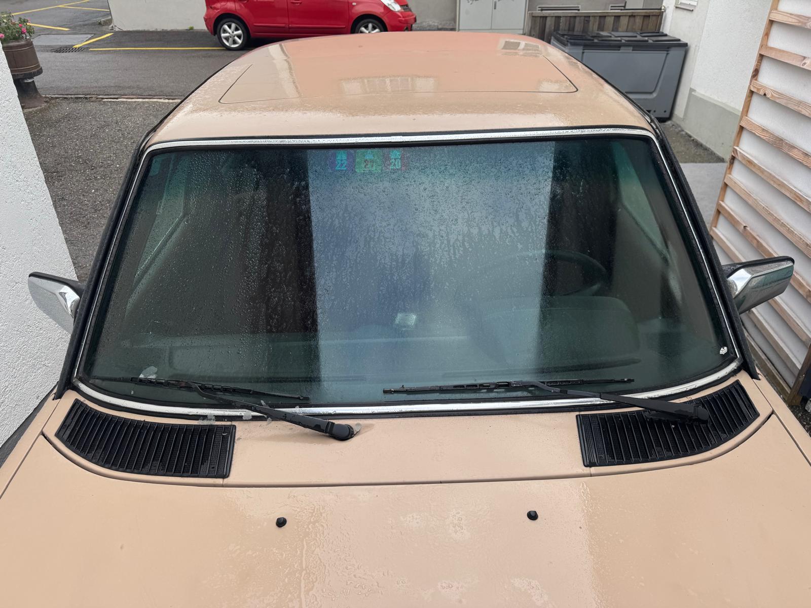 MERCEDES-BENZ 230 E-image-6