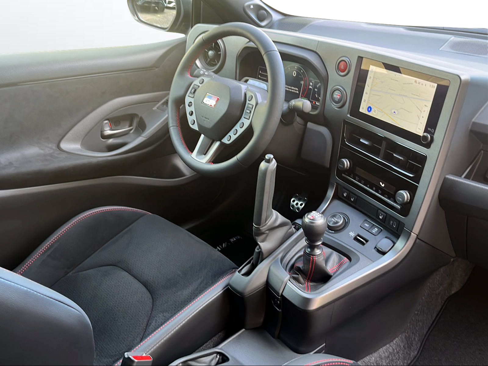 TOYOTA Yaris 1.6 GR Sport-image-6