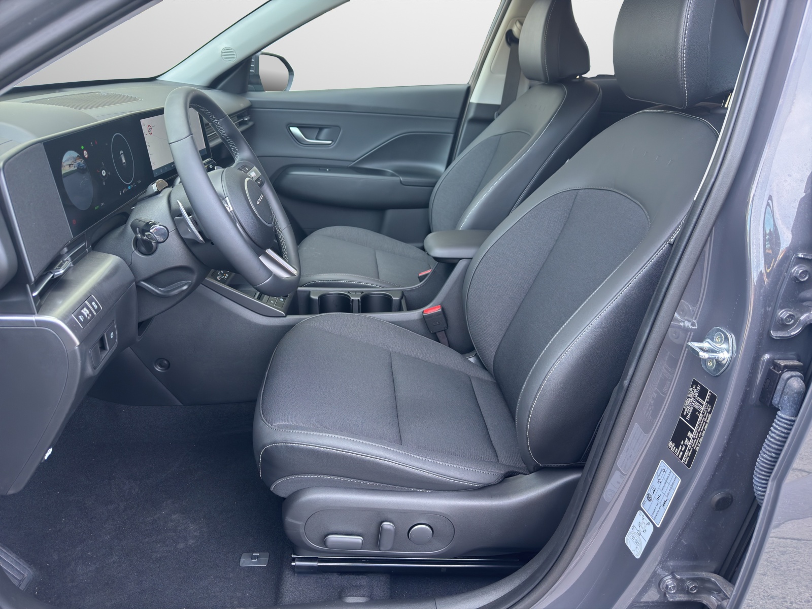 HYUNDAI Kona Electric Amplia 65,4 kWh inkl. Wärmepumpe-image-4